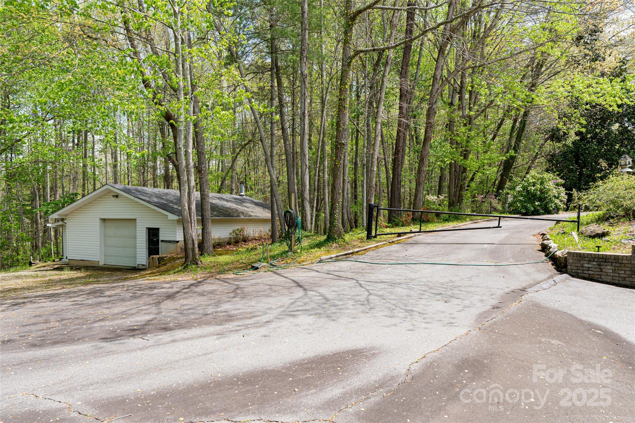 433 Old Leicester Highway Property Photo 39