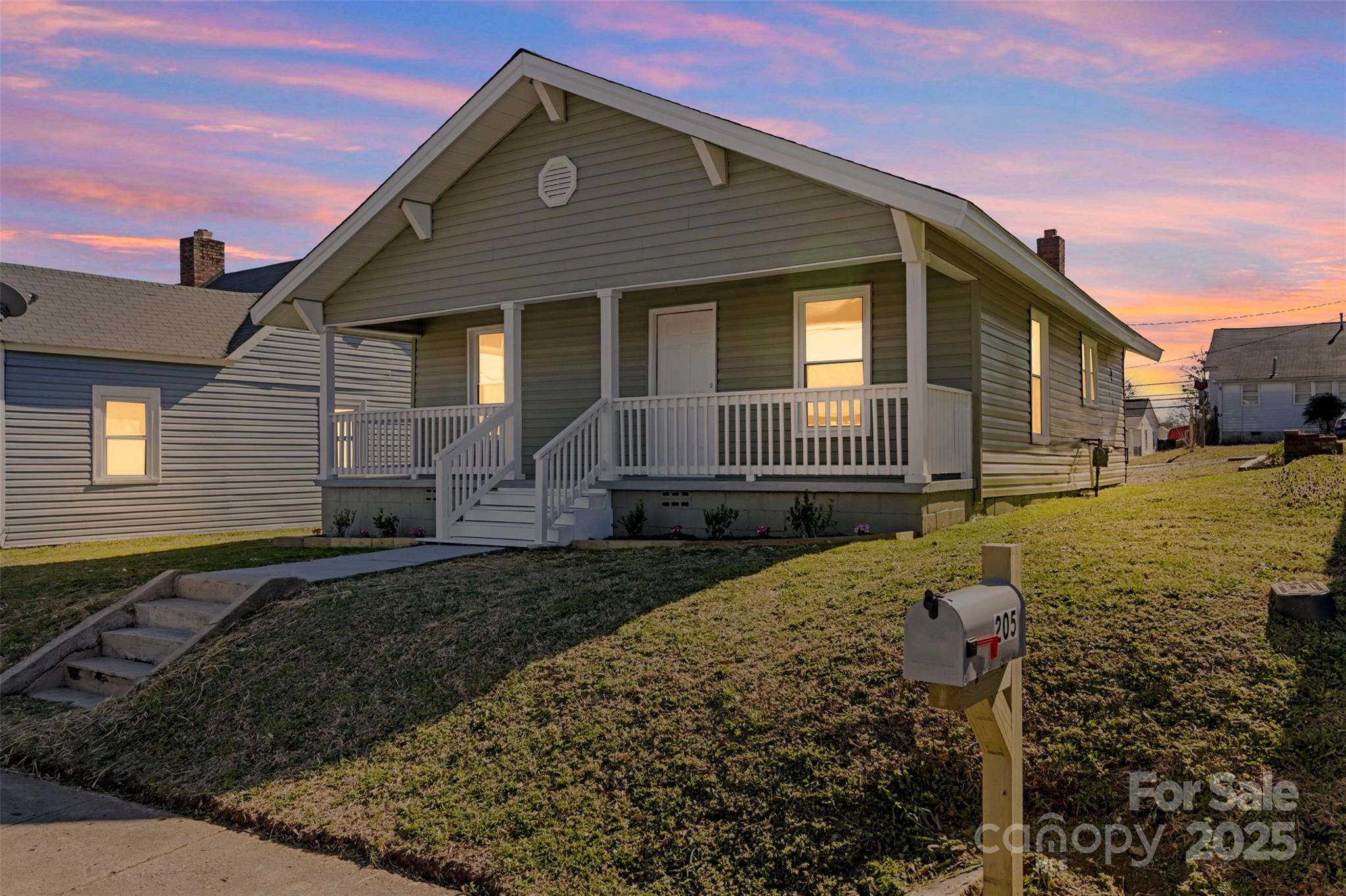 205 Buffalo Street Property Photo
