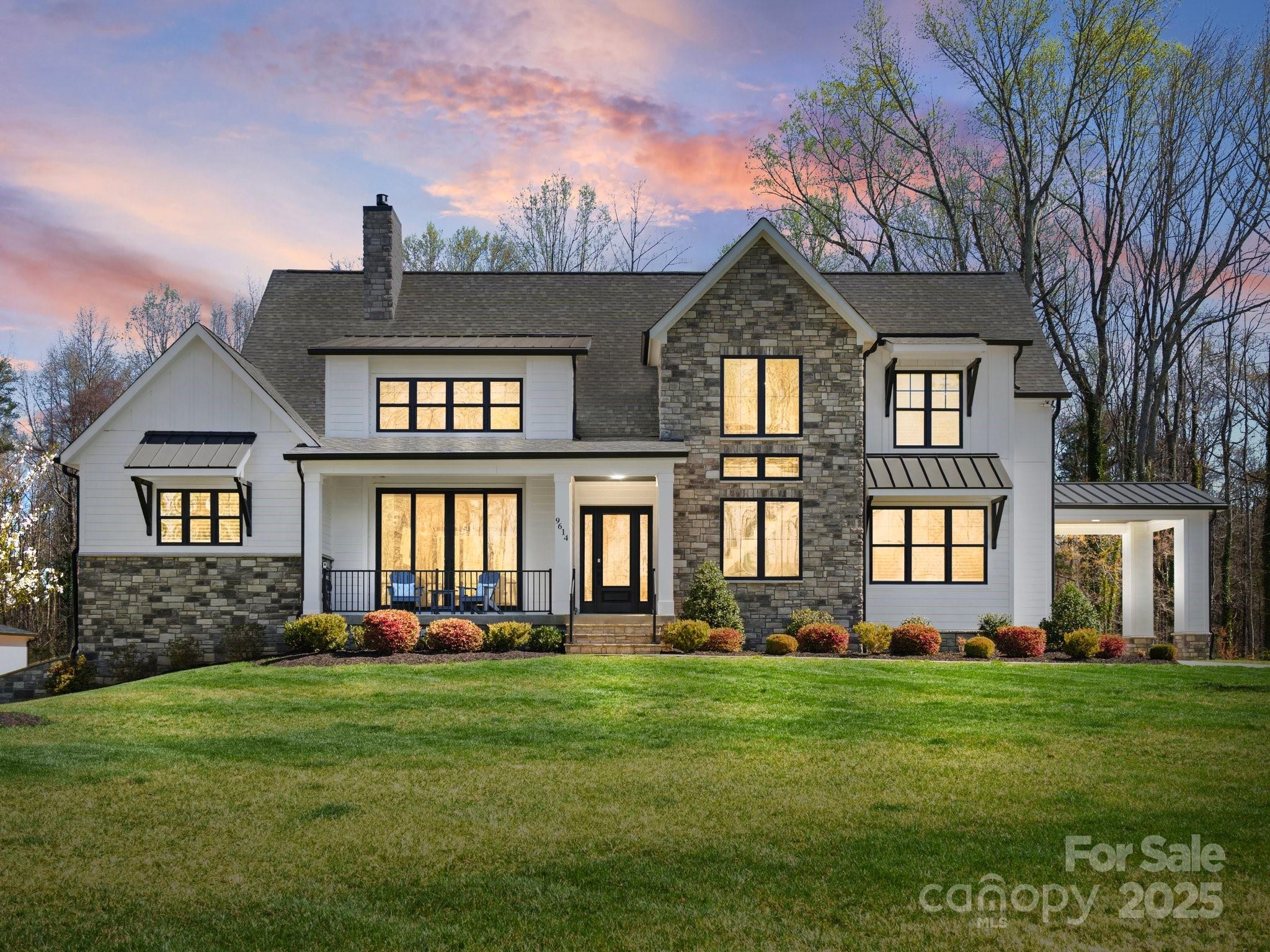 9614 Beatties Ford Road Property Photo 1
