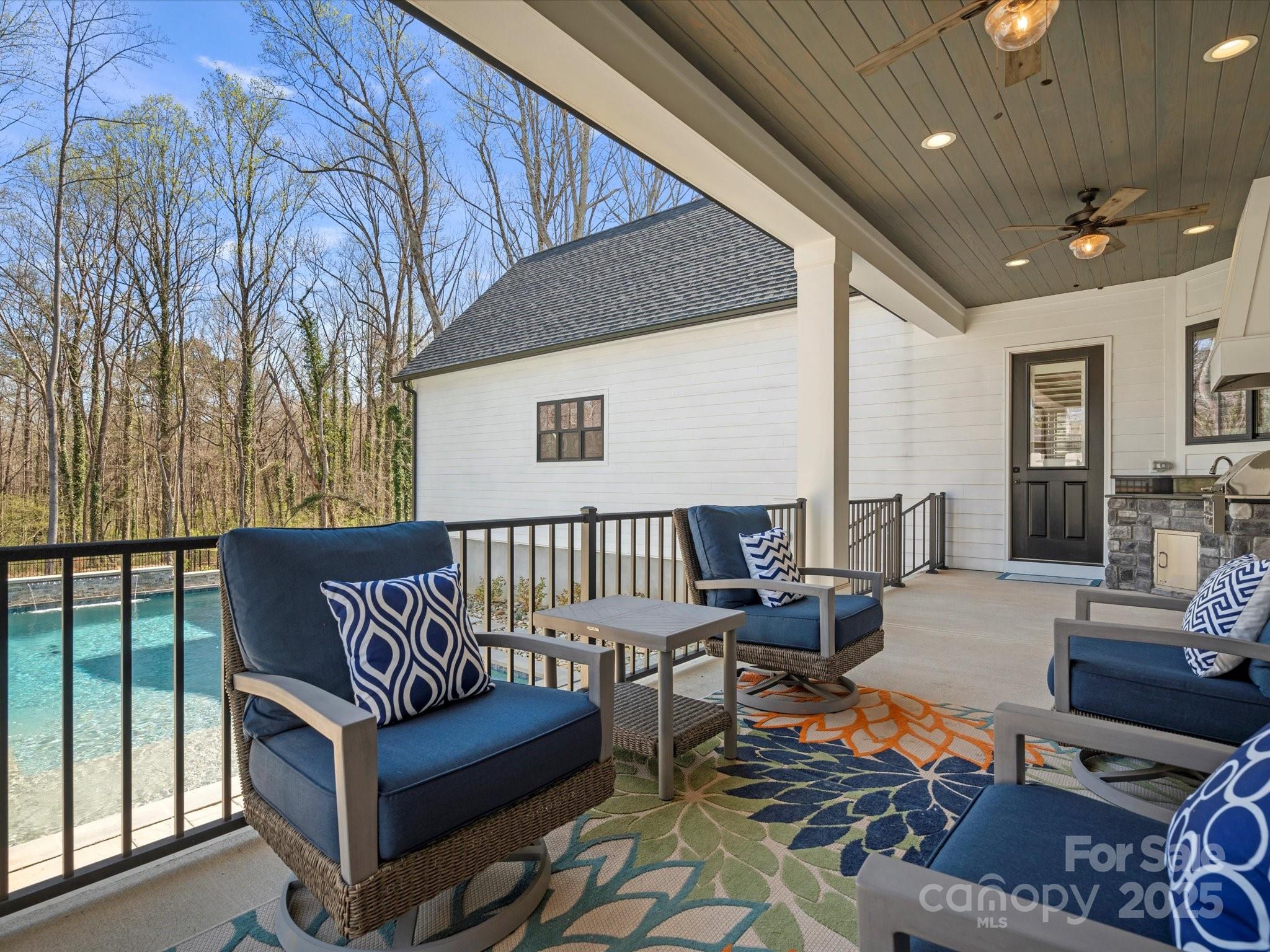 9614 Beatties Ford Road Property Photo 19
