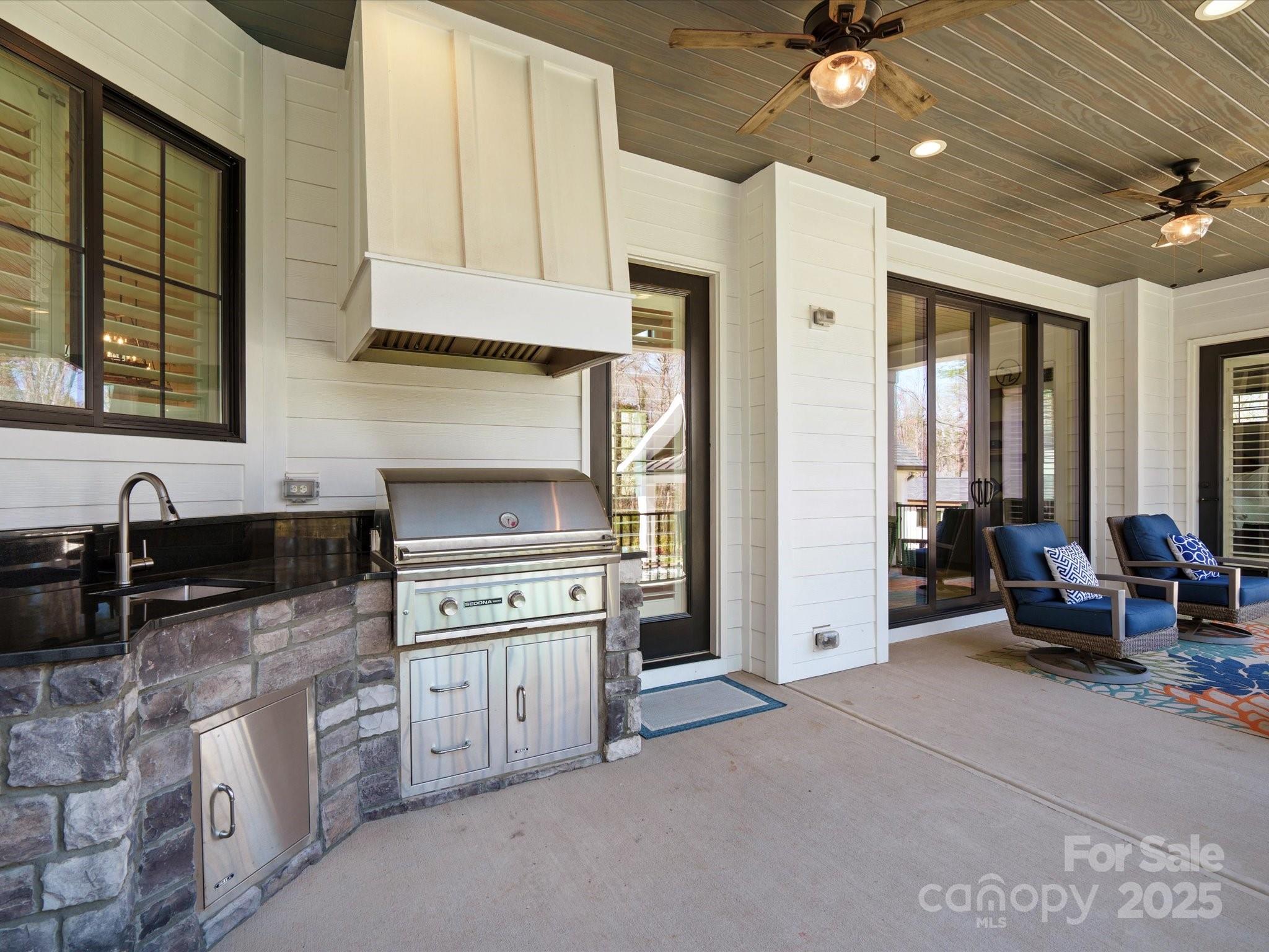 9614 Beatties Ford Road Property Photo 27