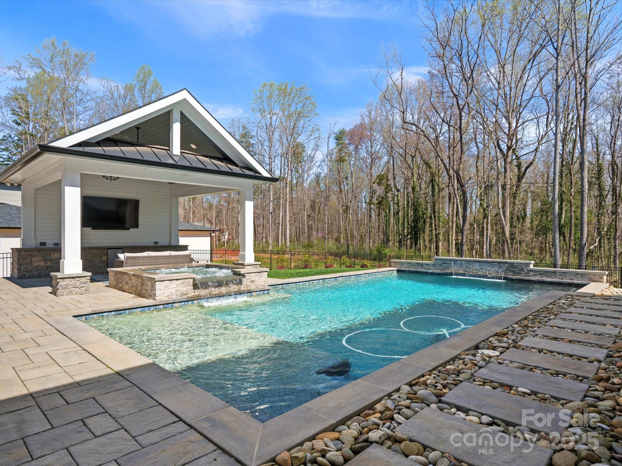 9614 Beatties Ford Road Property Photo 38