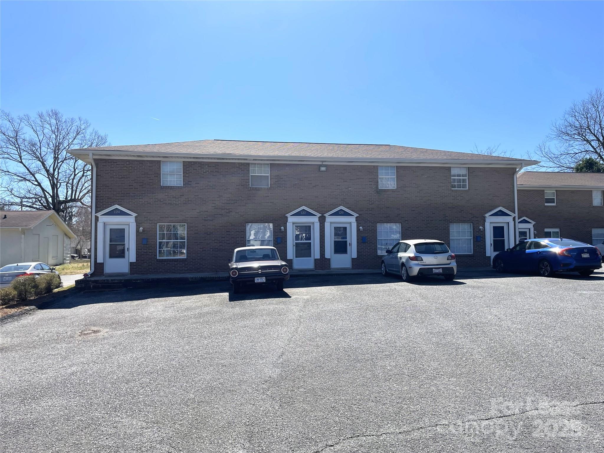 120 E Church Street Property Photo