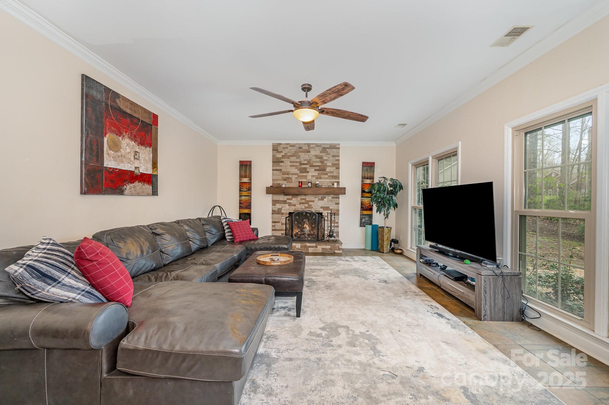 3400 Thistle Bloom Court Property Photo 11