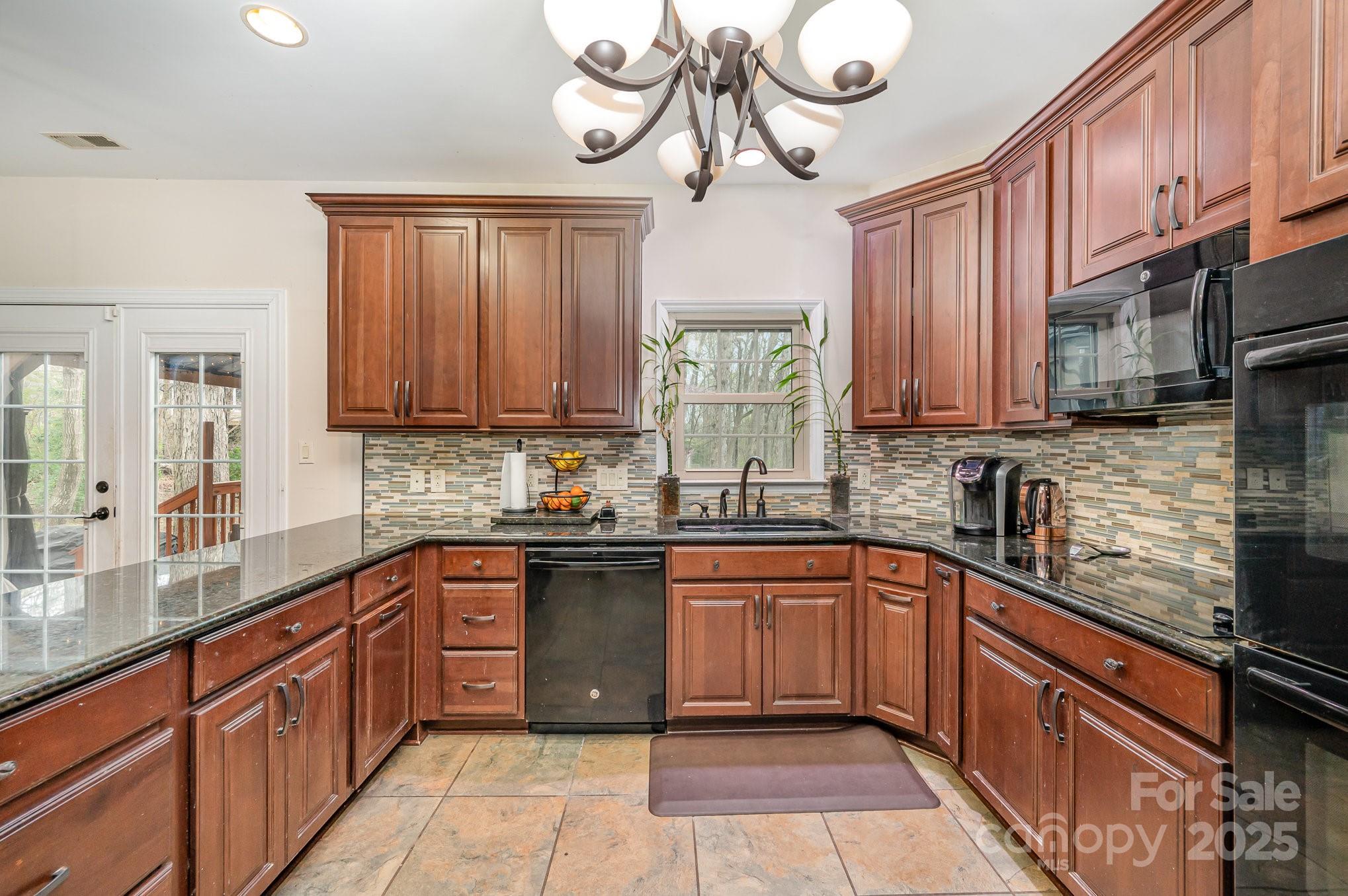 3400 Thistle Bloom Court Property Photo 13