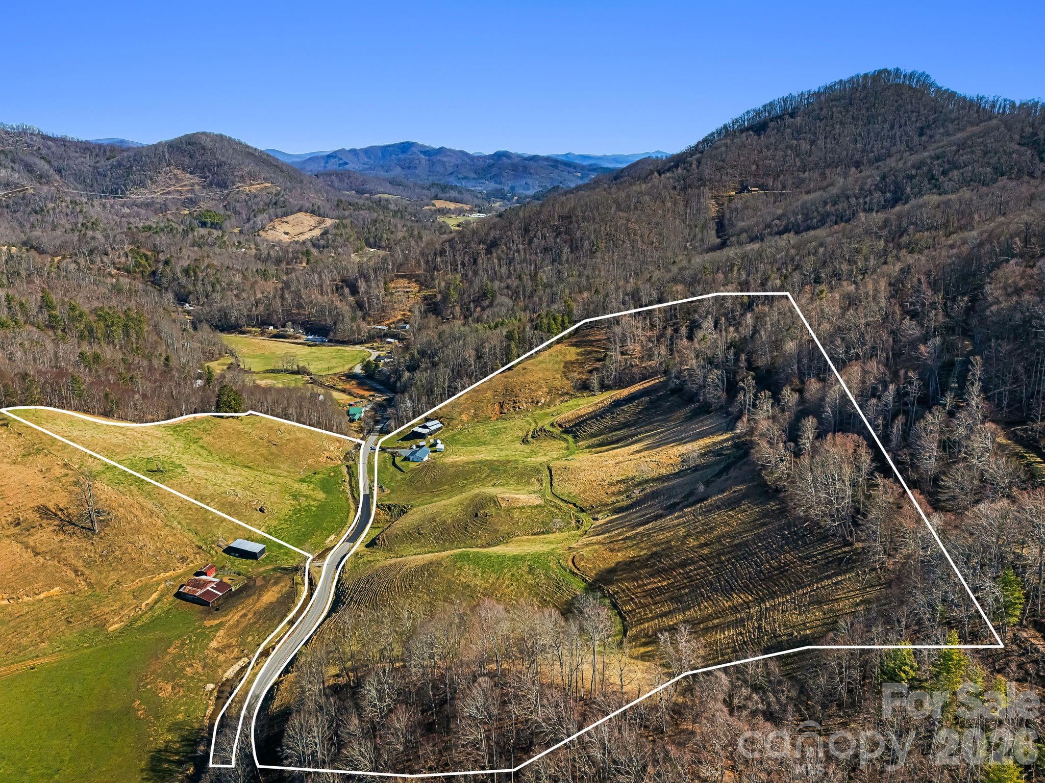 867 Indian Creek Road Property Photo 3