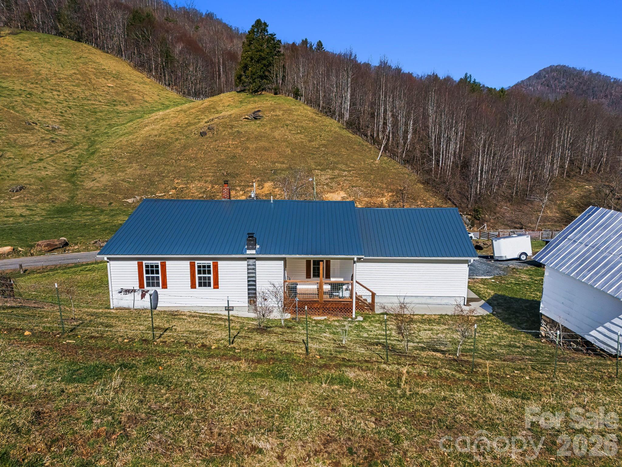 867 Indian Creek Road Property Photo 6
