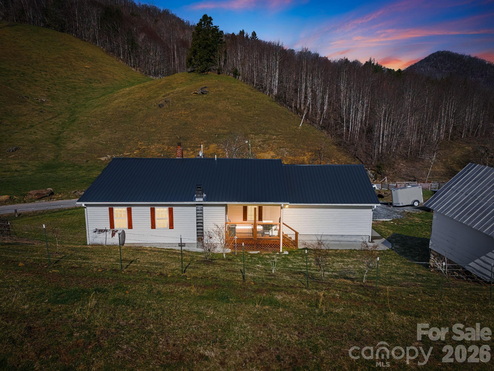 867 Indian Creek Road Property Photo 8