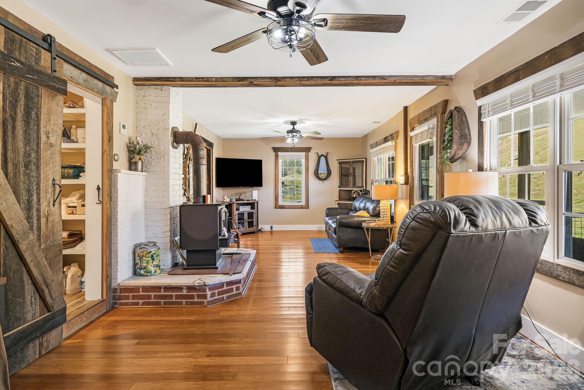 867 Indian Creek Road Property Photo 21