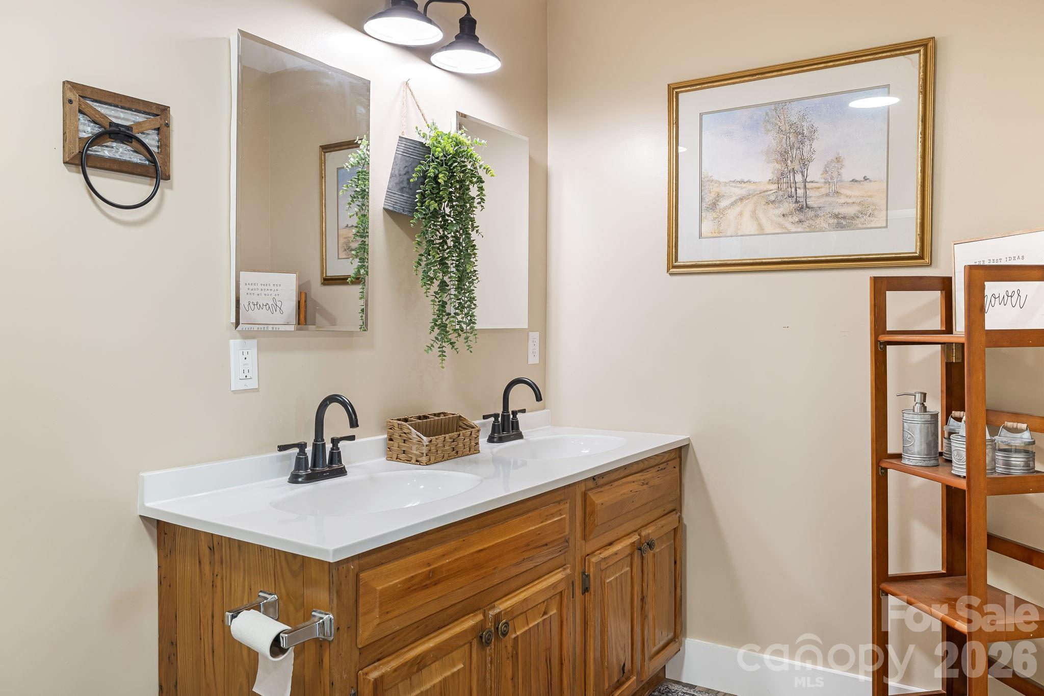 867 Indian Creek Road Property Photo 27