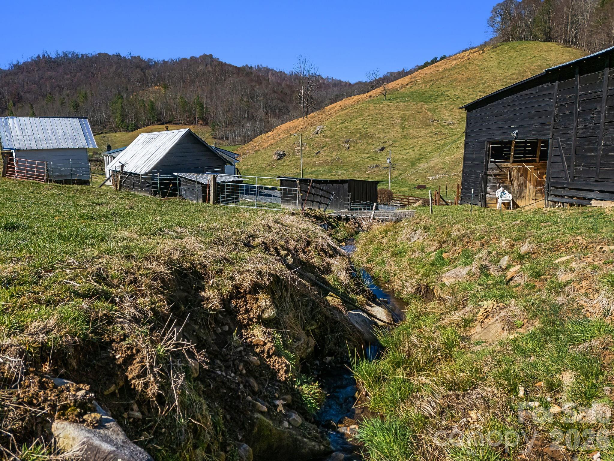 867 Indian Creek Road Property Photo 35