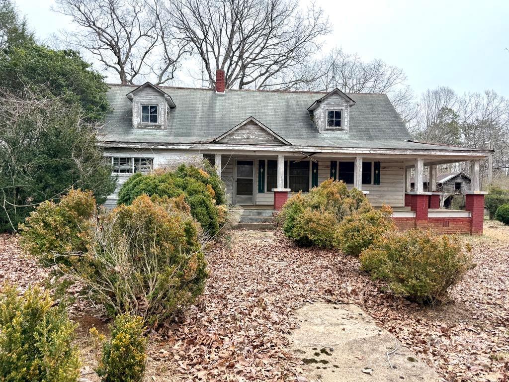 2412 Daves Drive Property Photo