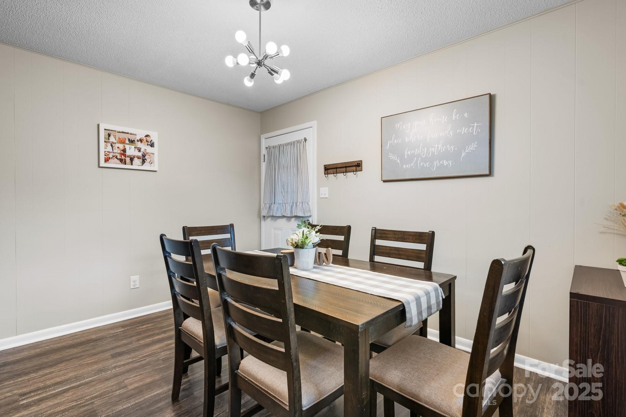 2609 Raintree Street Property Photo 13