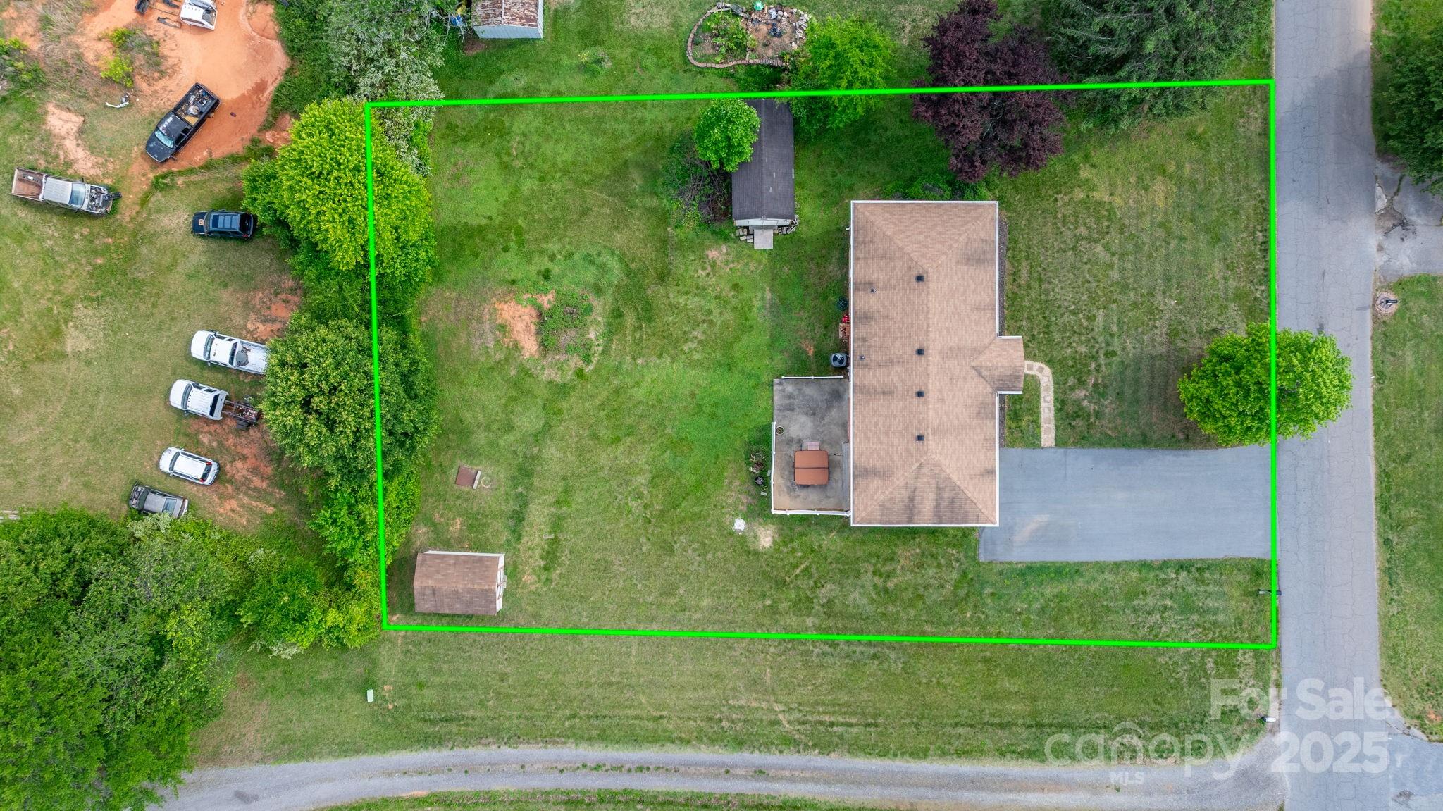 2609 Raintree Street Property Photo 25