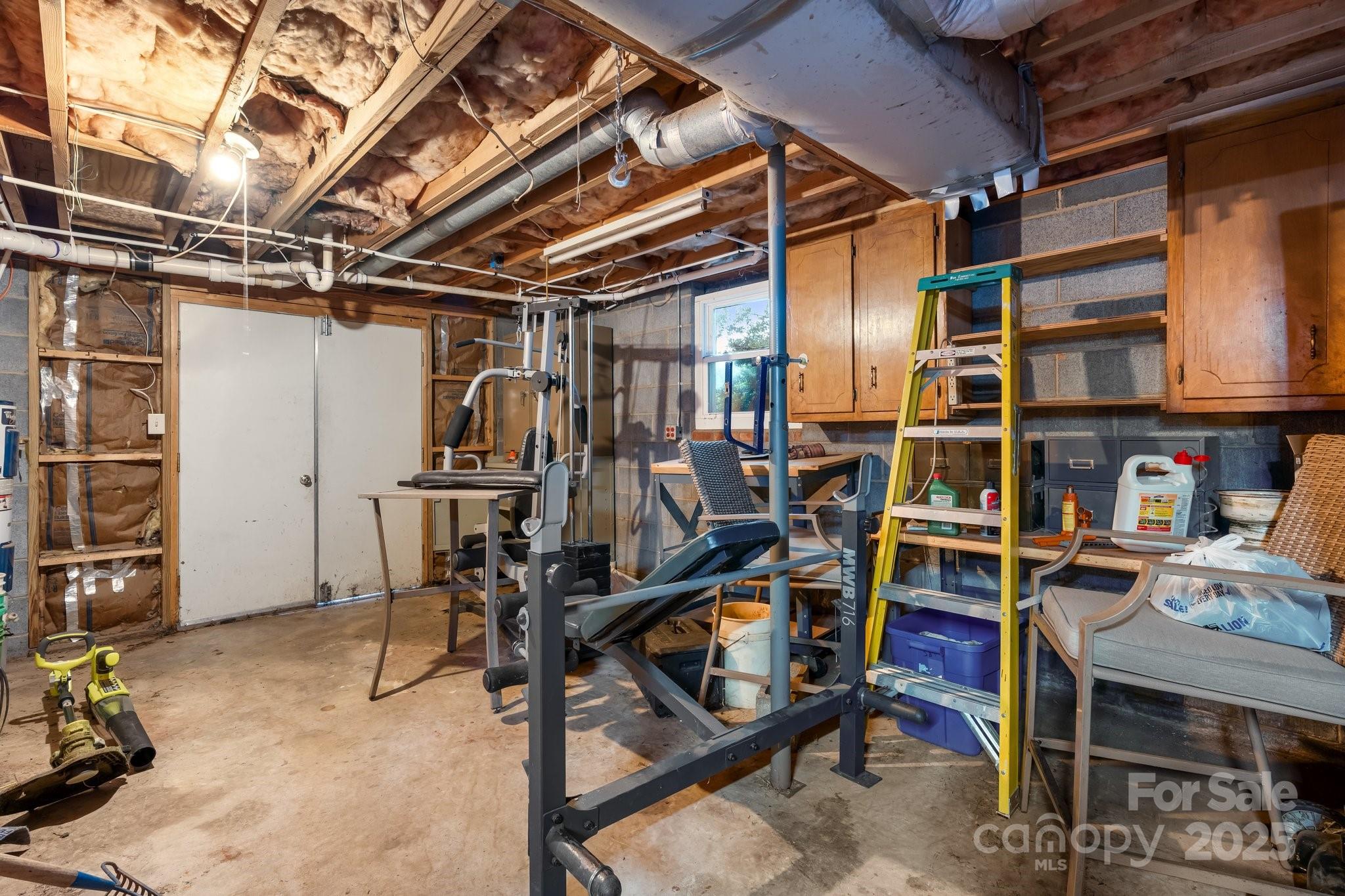 2609 Raintree Street Property Photo 39