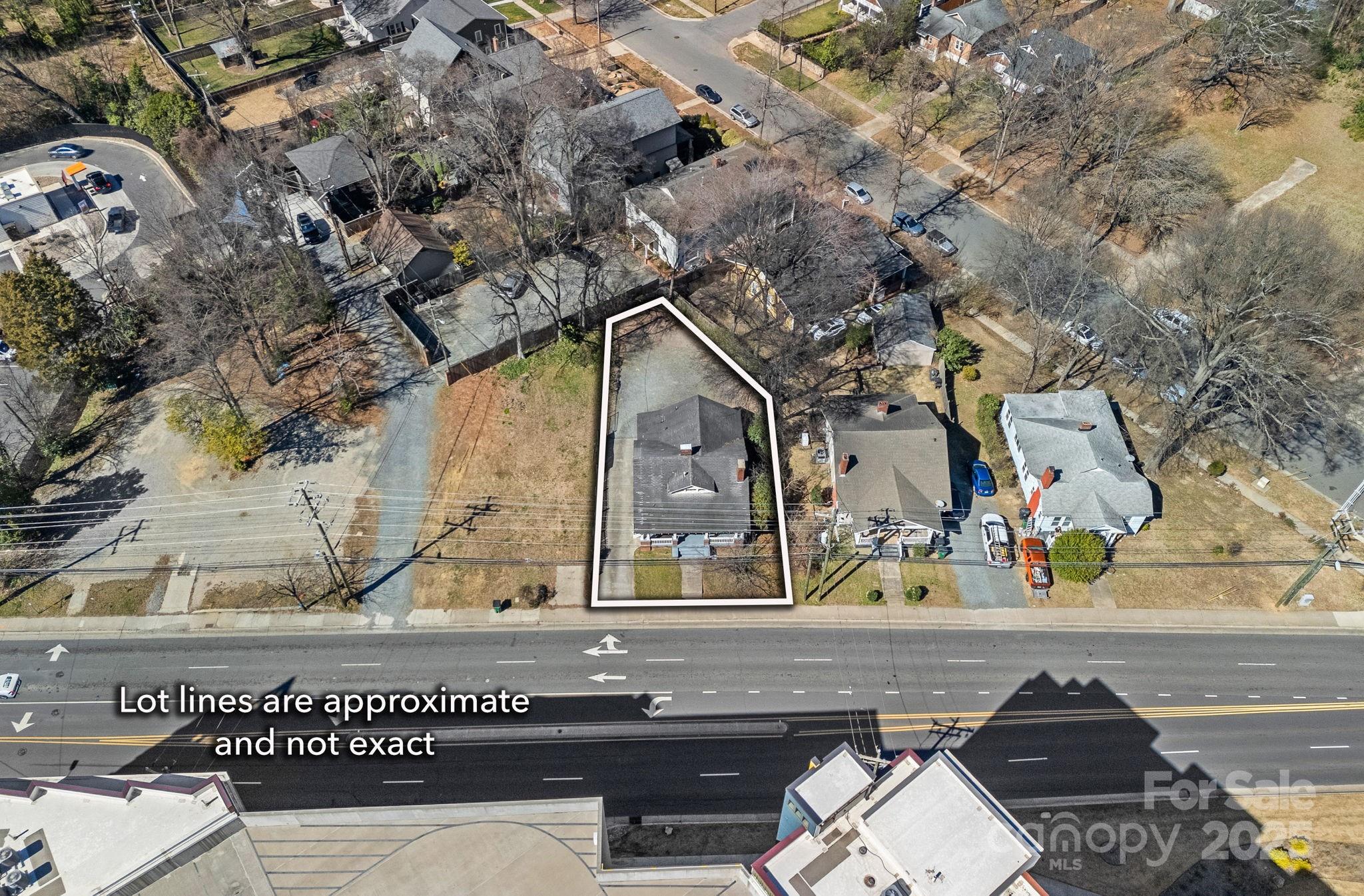 1714 S Tryon Street Property Photo 2