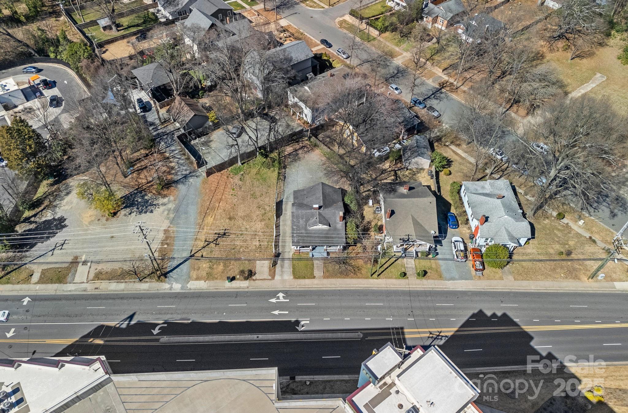 1714 S Tryon Street Property Photo 9
