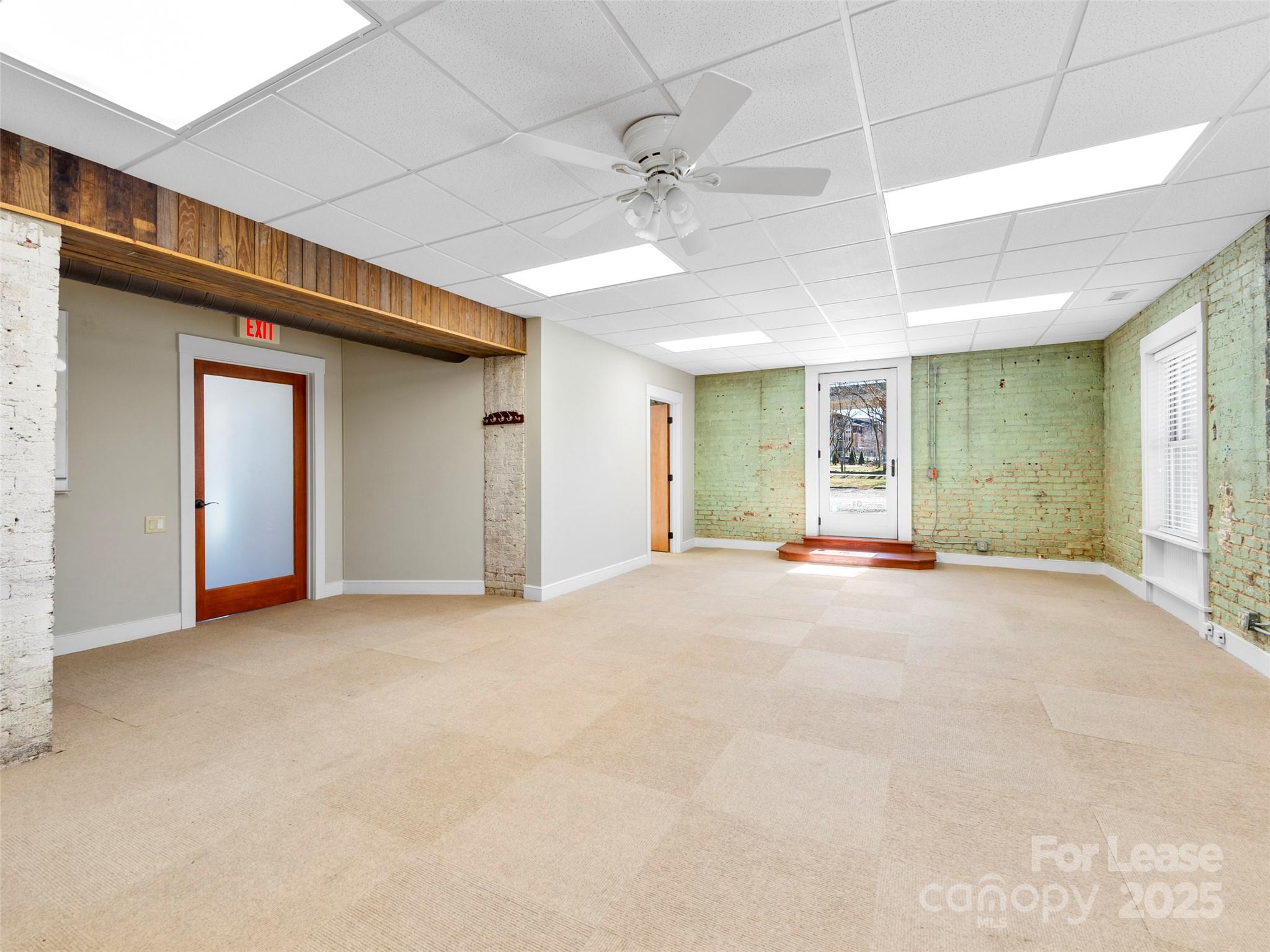 8 Magnolia Avenue Property Photo 2