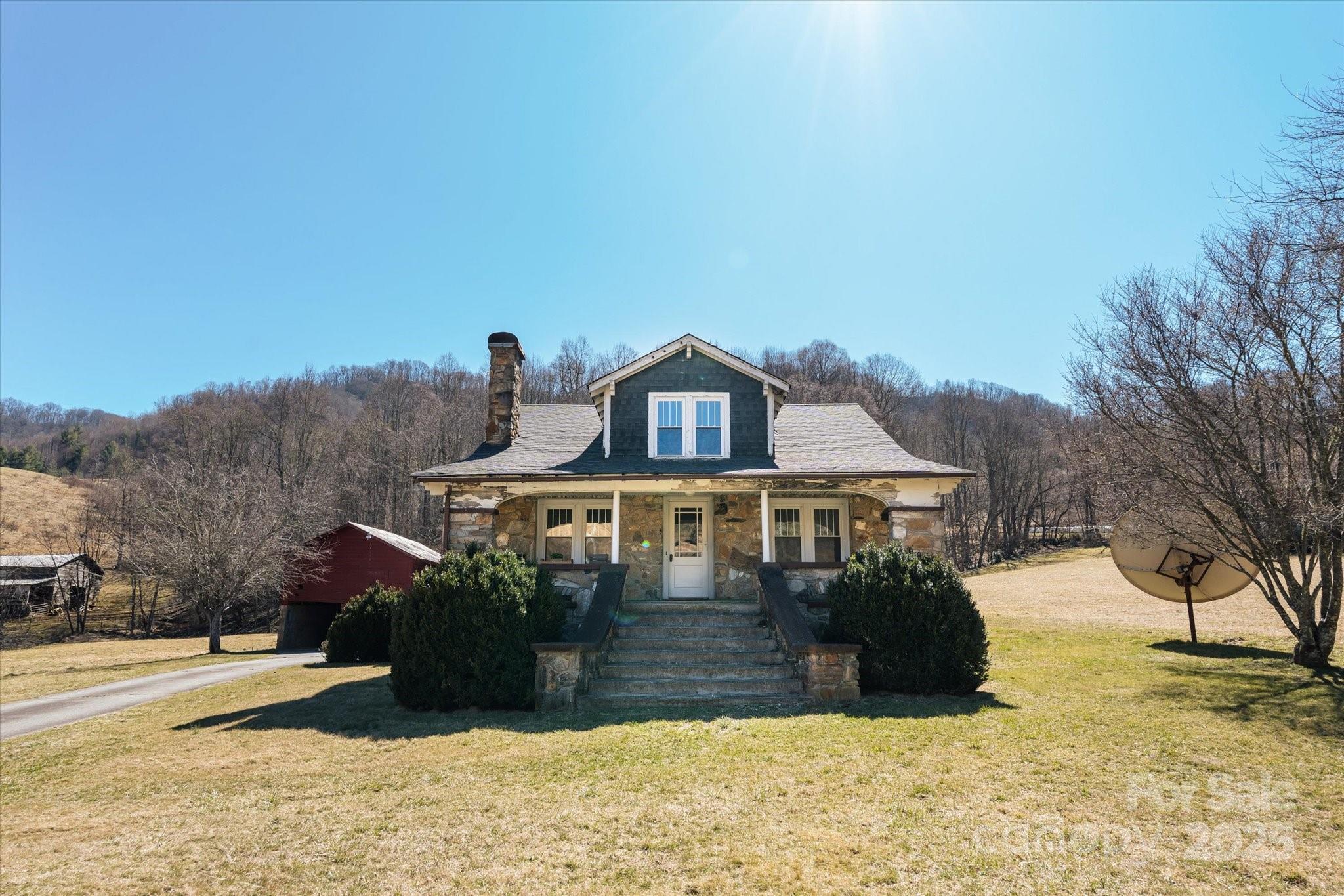 1575 Possum Trot Road Property Photo