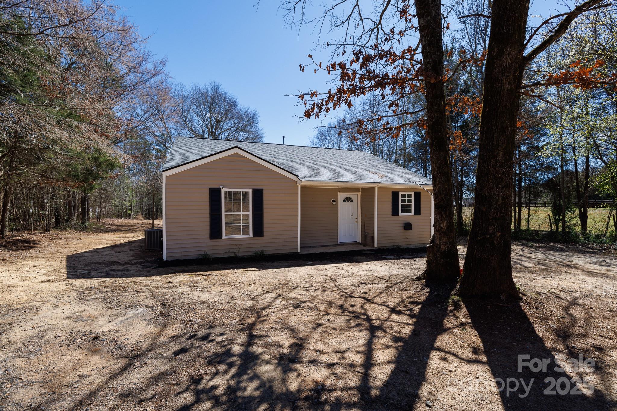 4582 Wylies Mill Road Property Photo