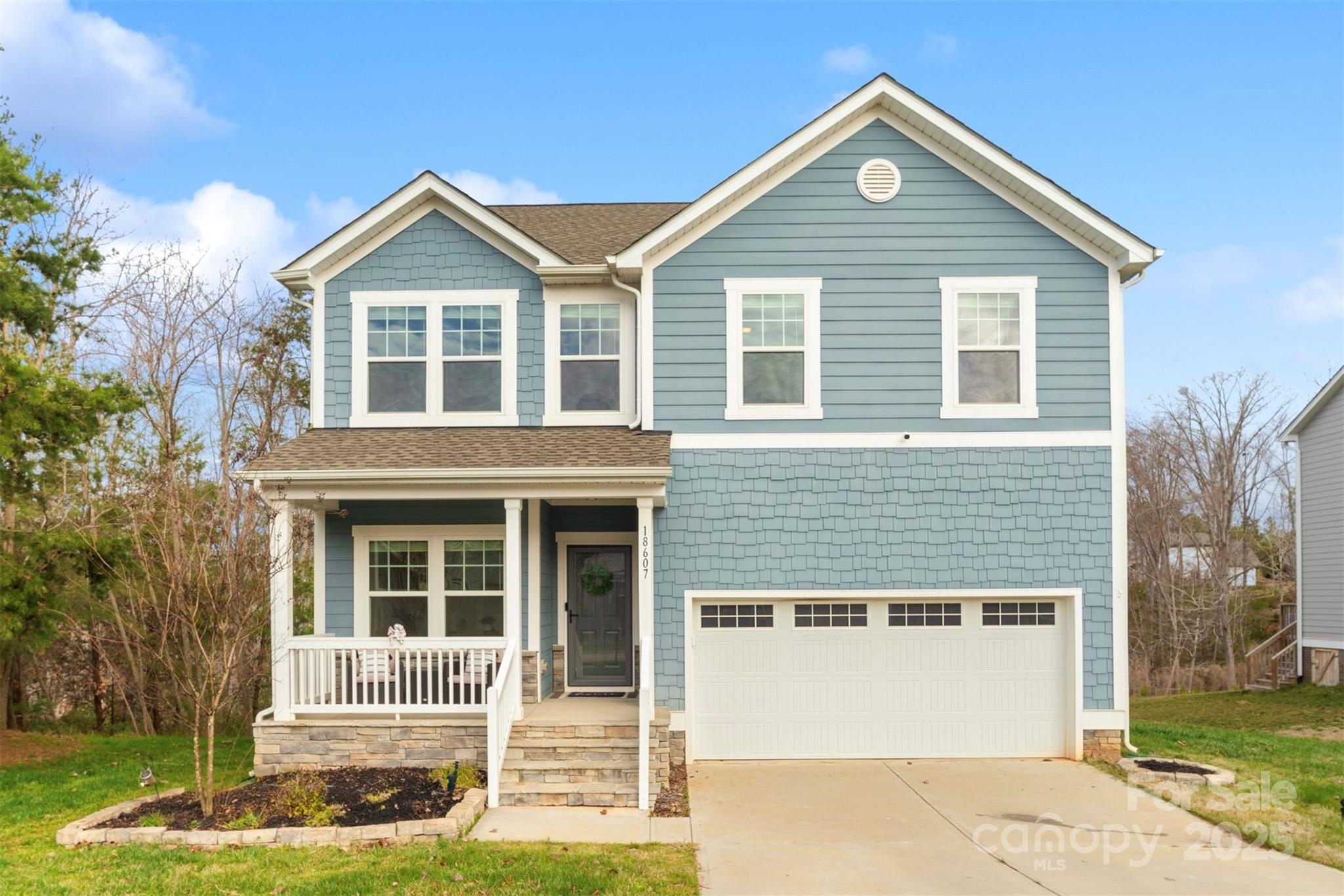 18607 Mainsail Court Property Photo 1