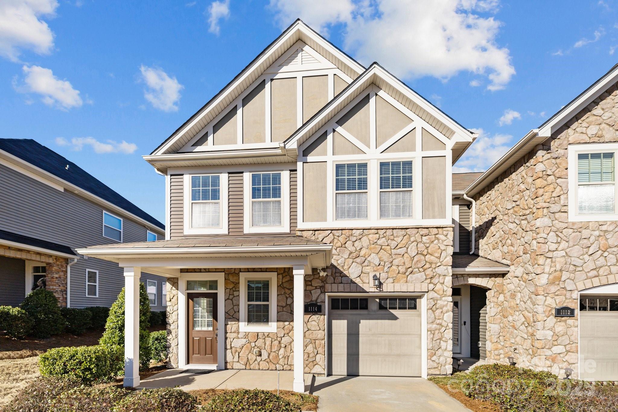 Ayrshire Townhomes Real Estate Listings Main Image