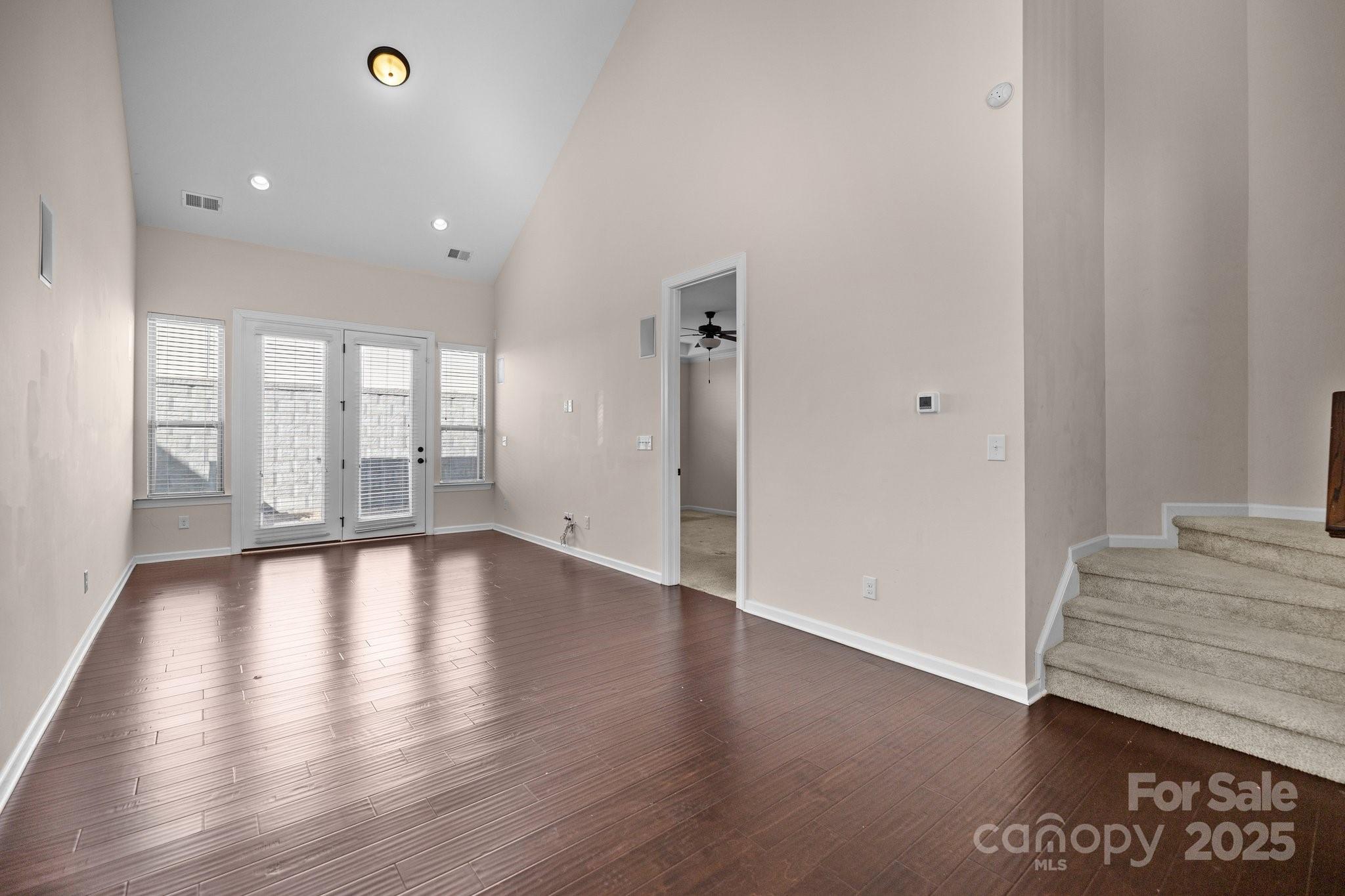 1114 Roderick Drive Property Photo 7