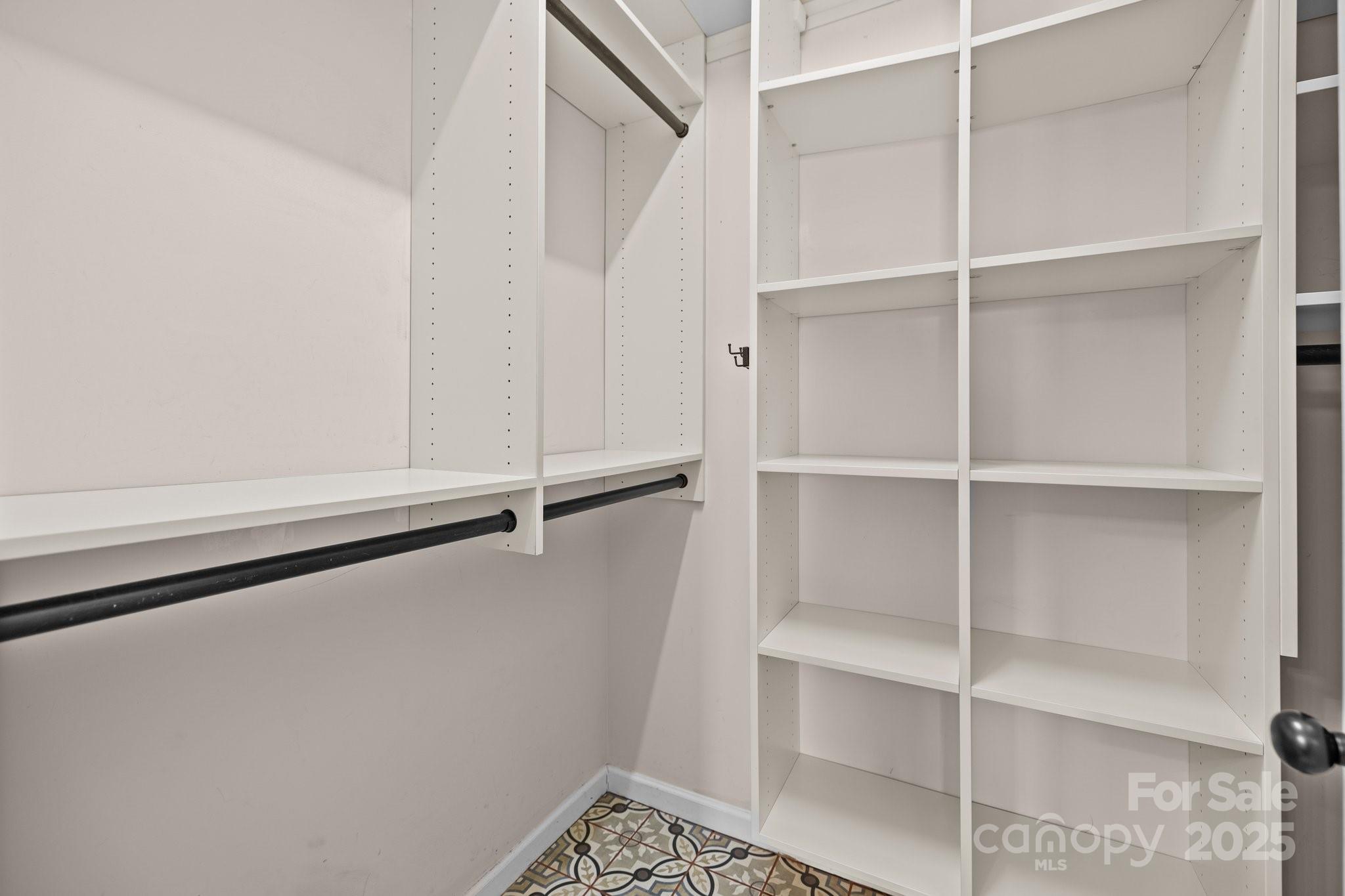 1114 Roderick Drive Property Photo 12