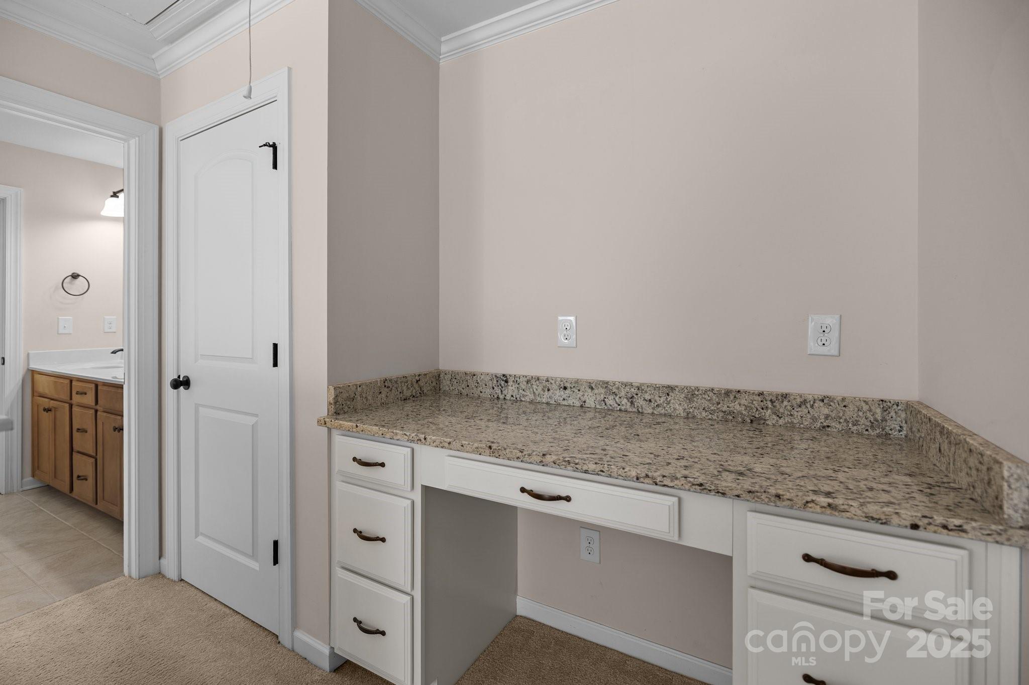 1114 Roderick Drive Property Photo 16
