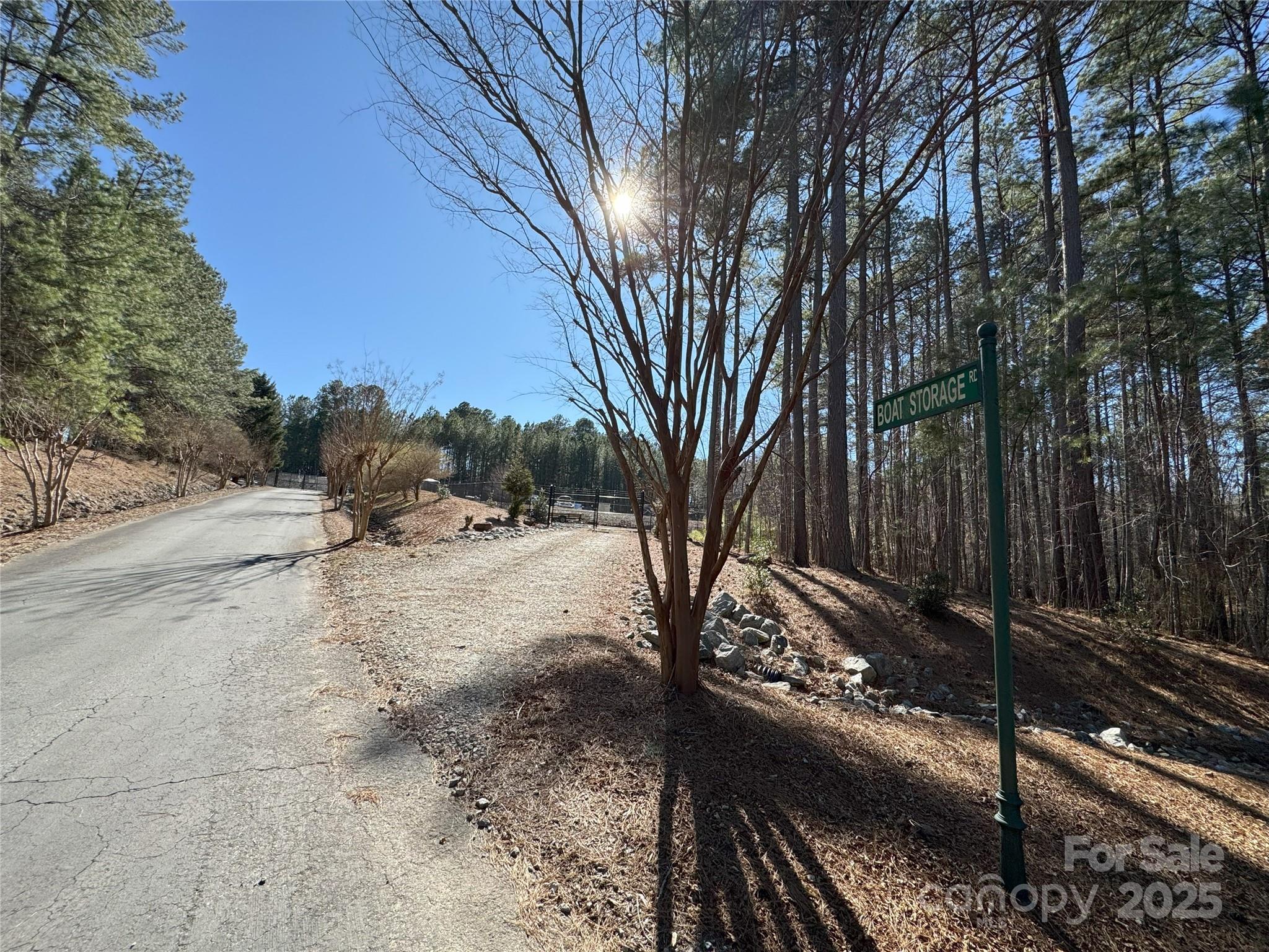 5582 Bridgewater Drive Property Photo 7