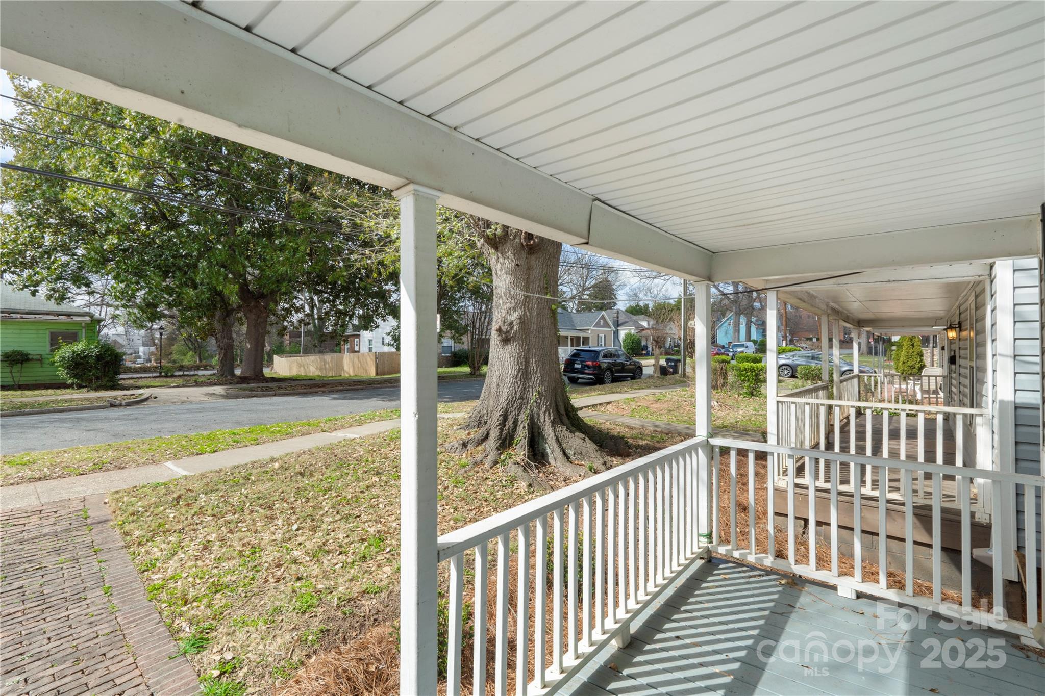 312 Flint Street Property Photo 6