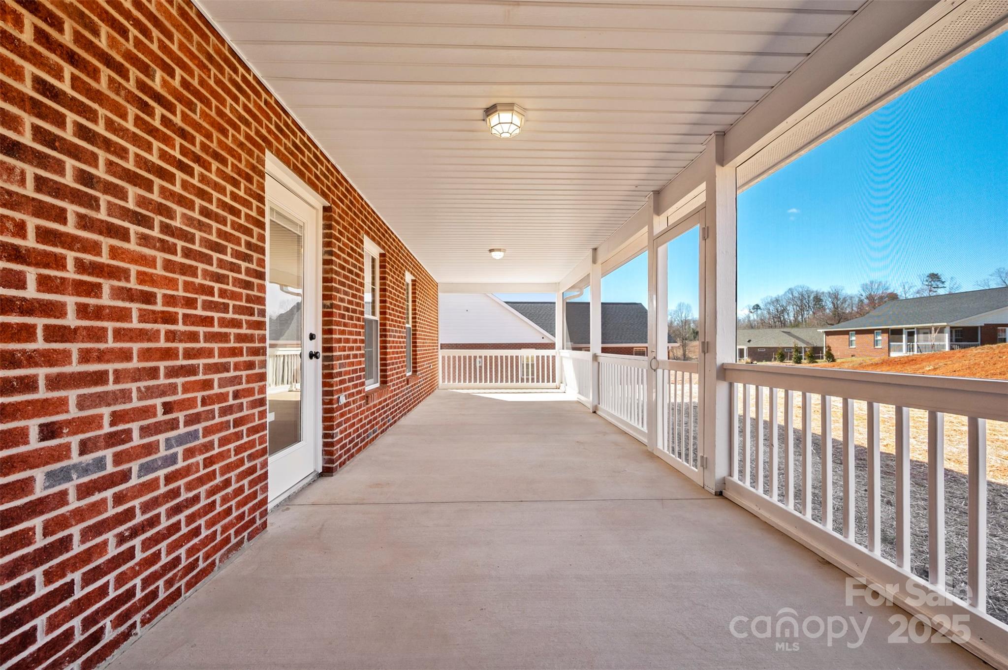 160 Central Park Circle Property Photo 16