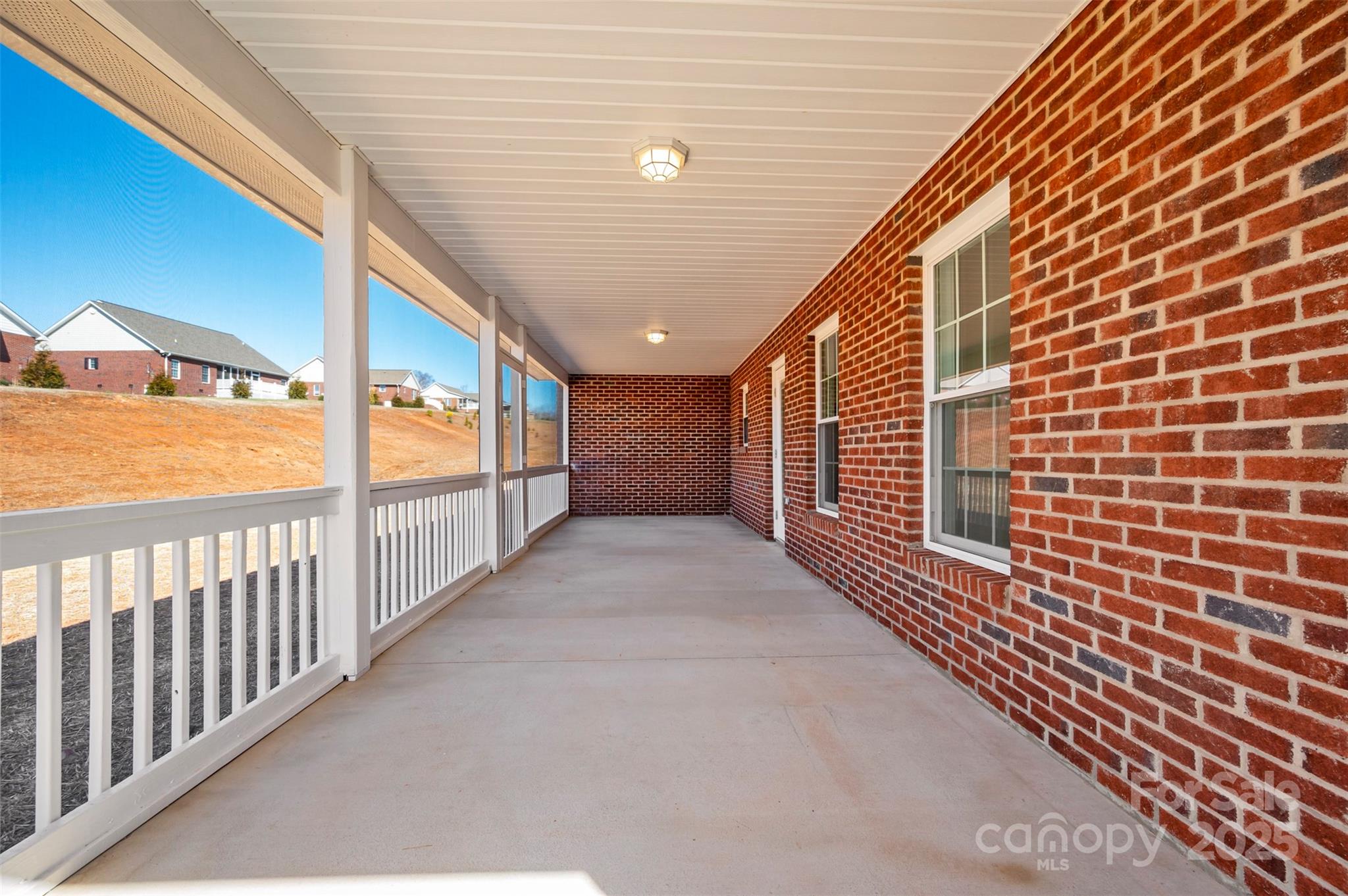 160 Central Park Circle Property Photo 17