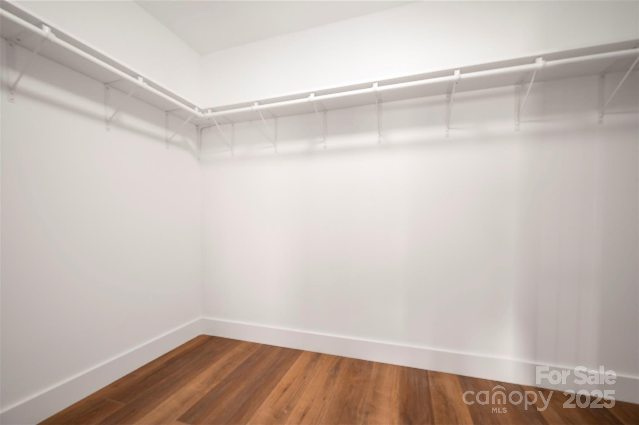 160 Central Park Circle Property Photo 27