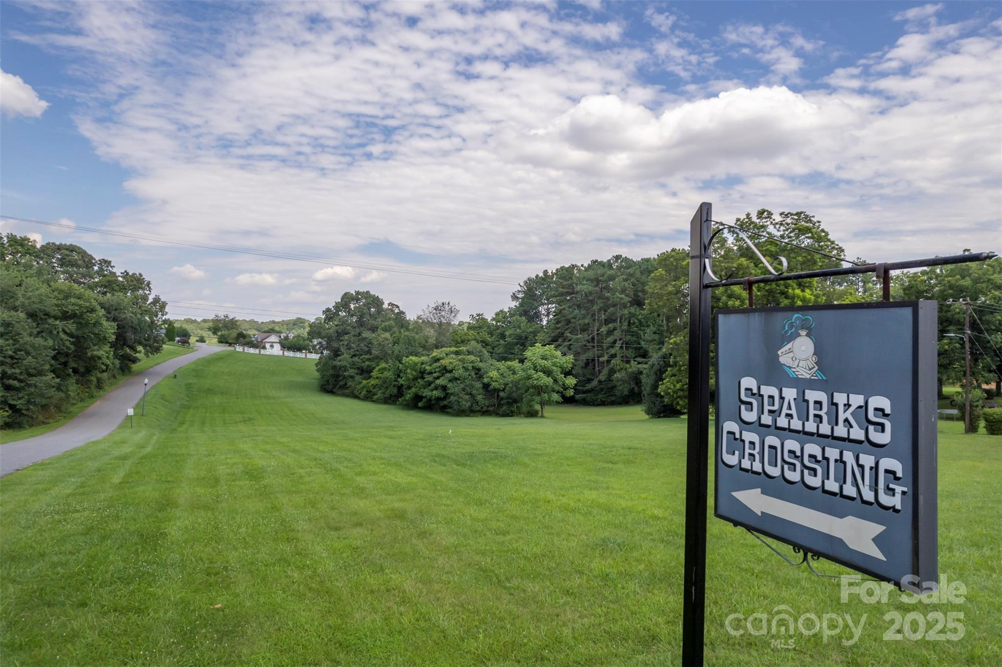160 Central Park Circle Property Photo 43