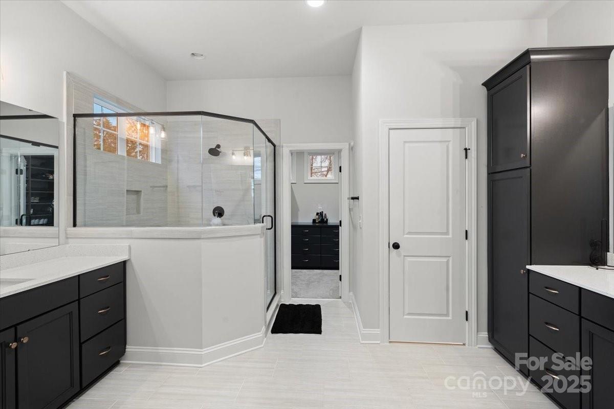 4034 Sagemont Drive Property Photo 13