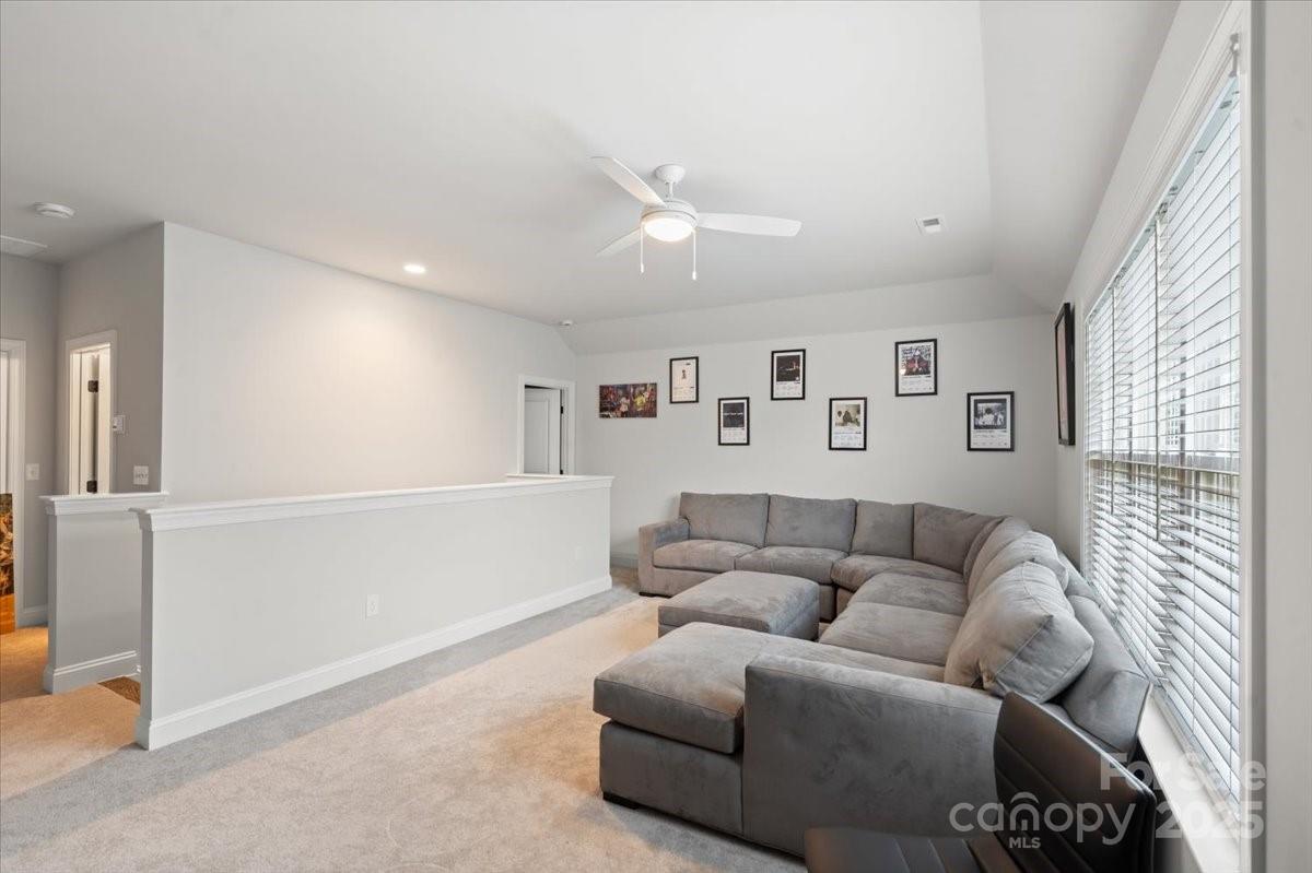 4034 Sagemont Drive Property Photo 20