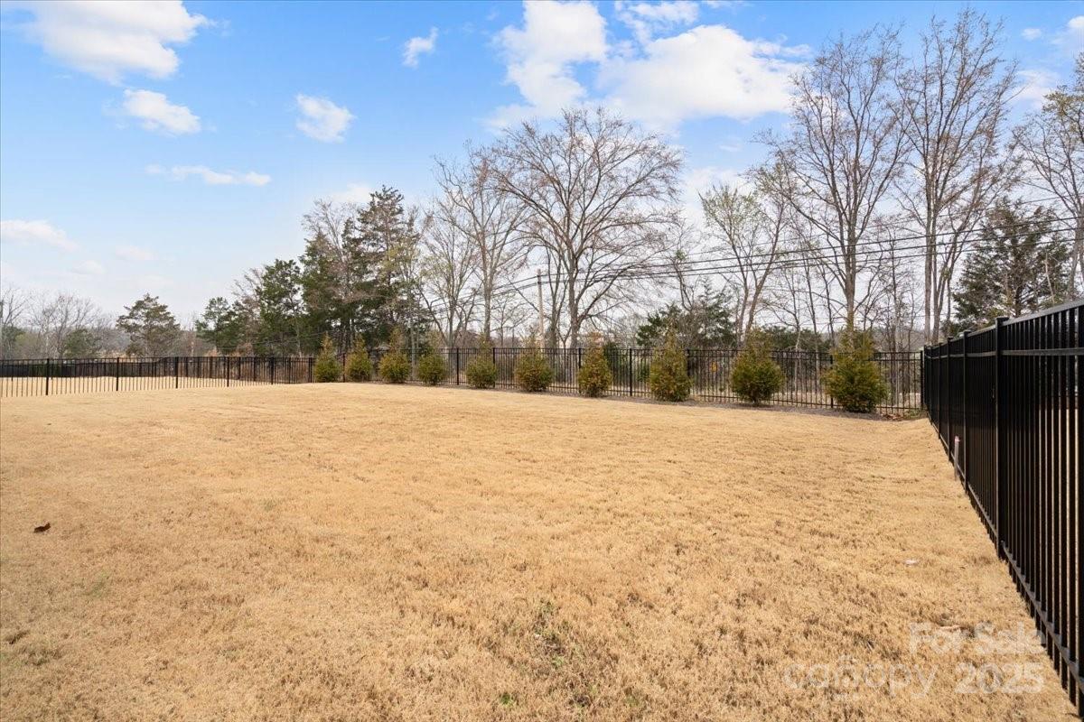 4034 Sagemont Drive Property Photo 23