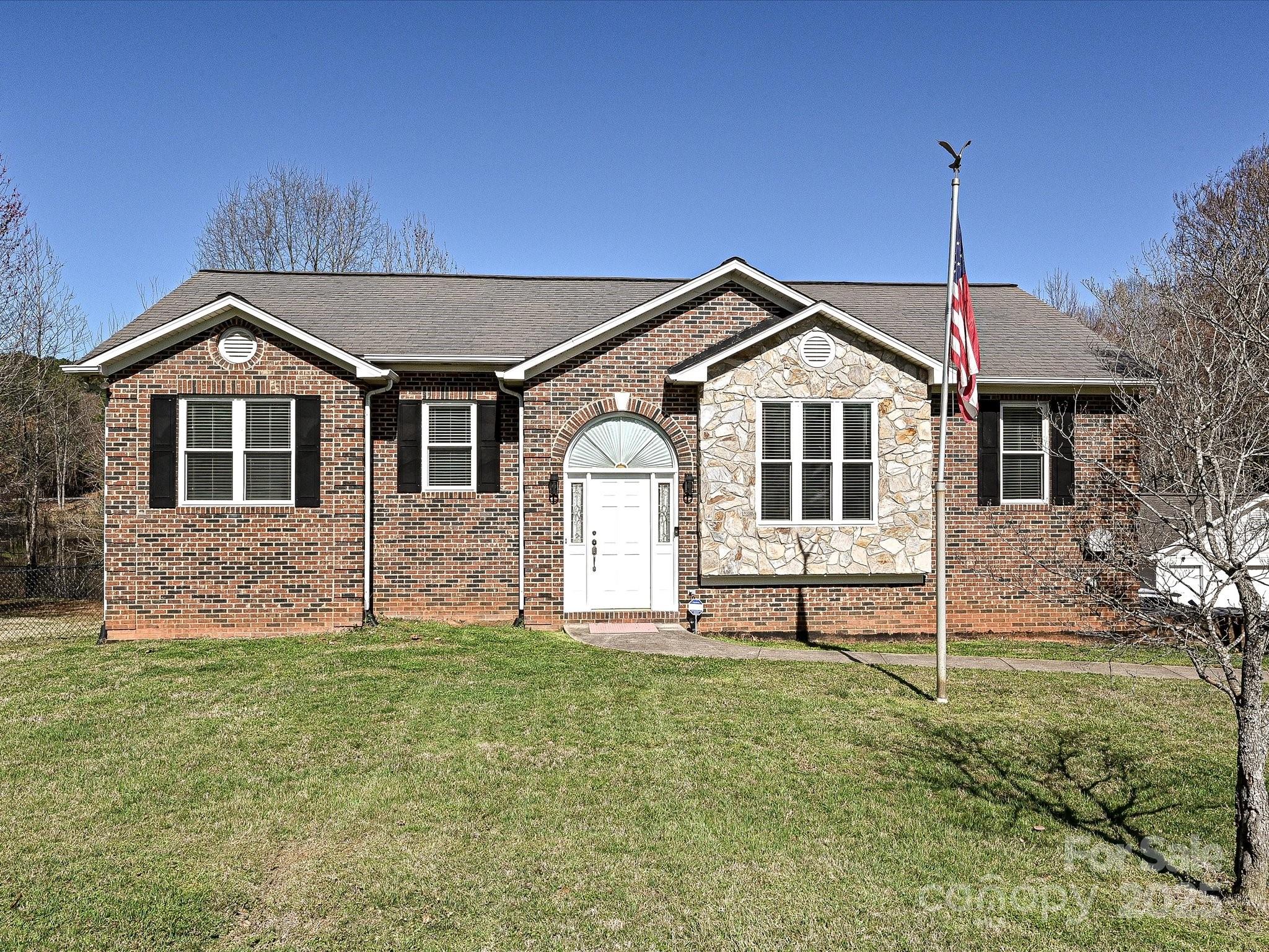2339 Perry Road Property Photo
