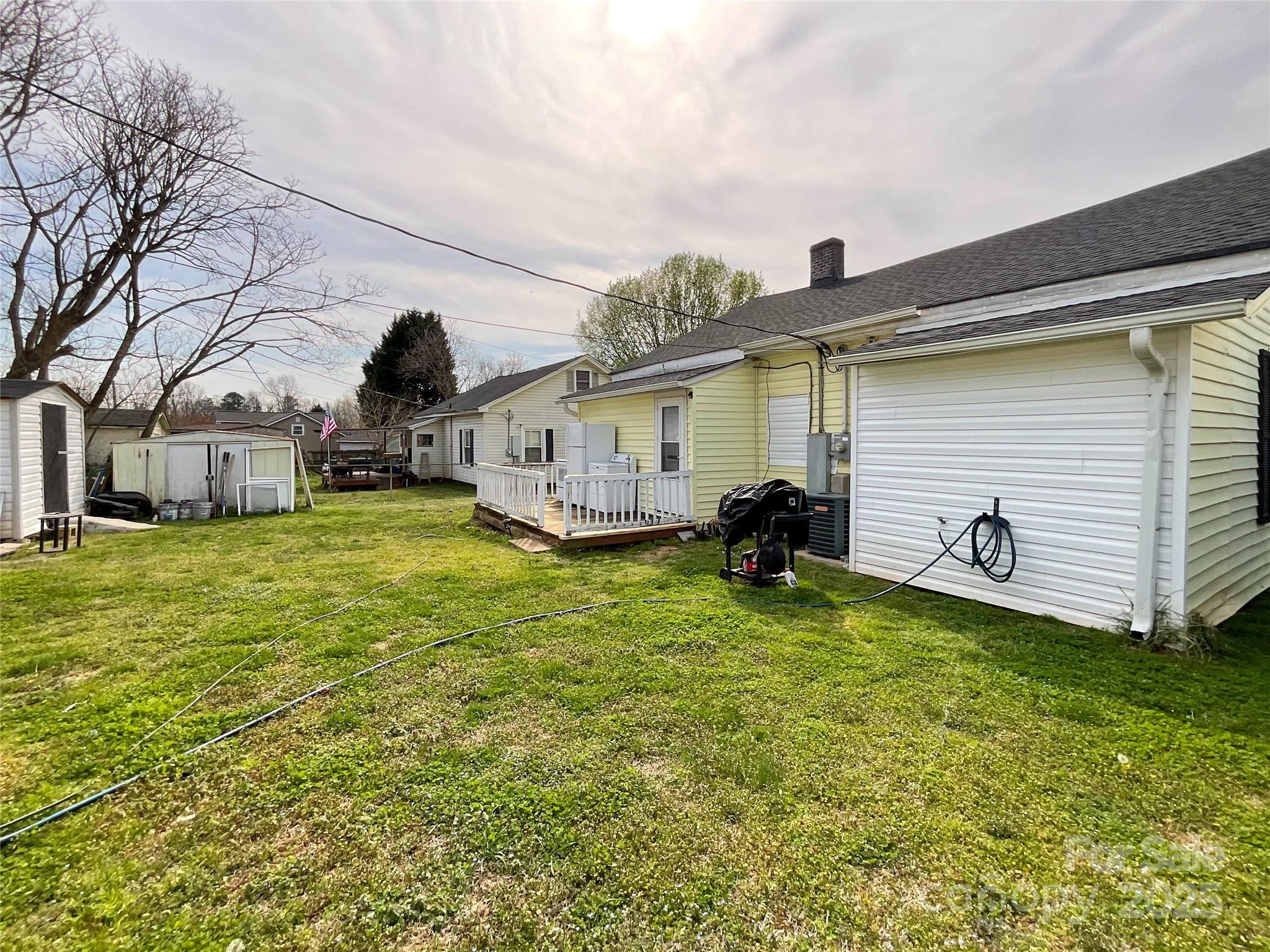 101 Loya Street Property Photo 25