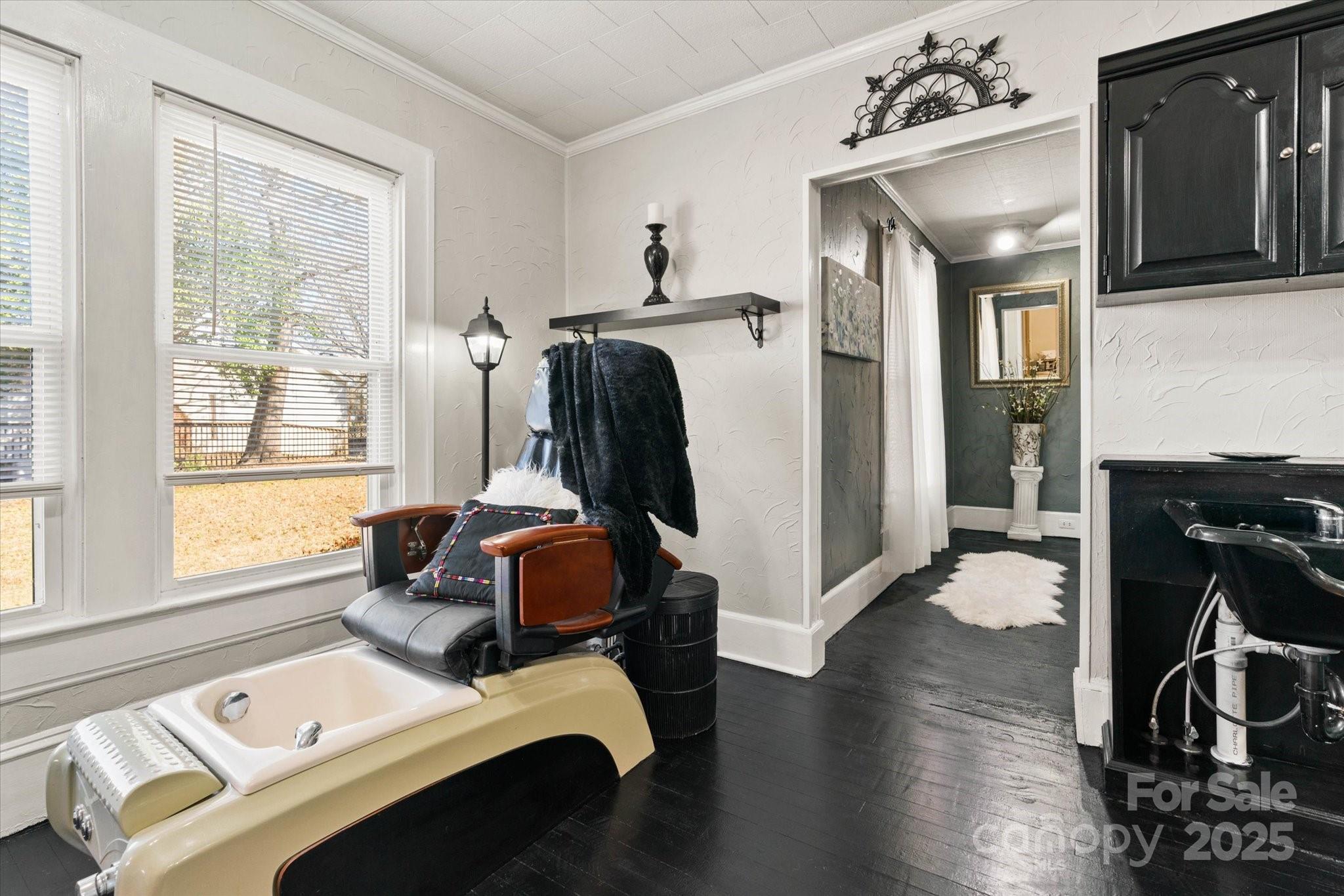 588 11th Street Property Photo 25