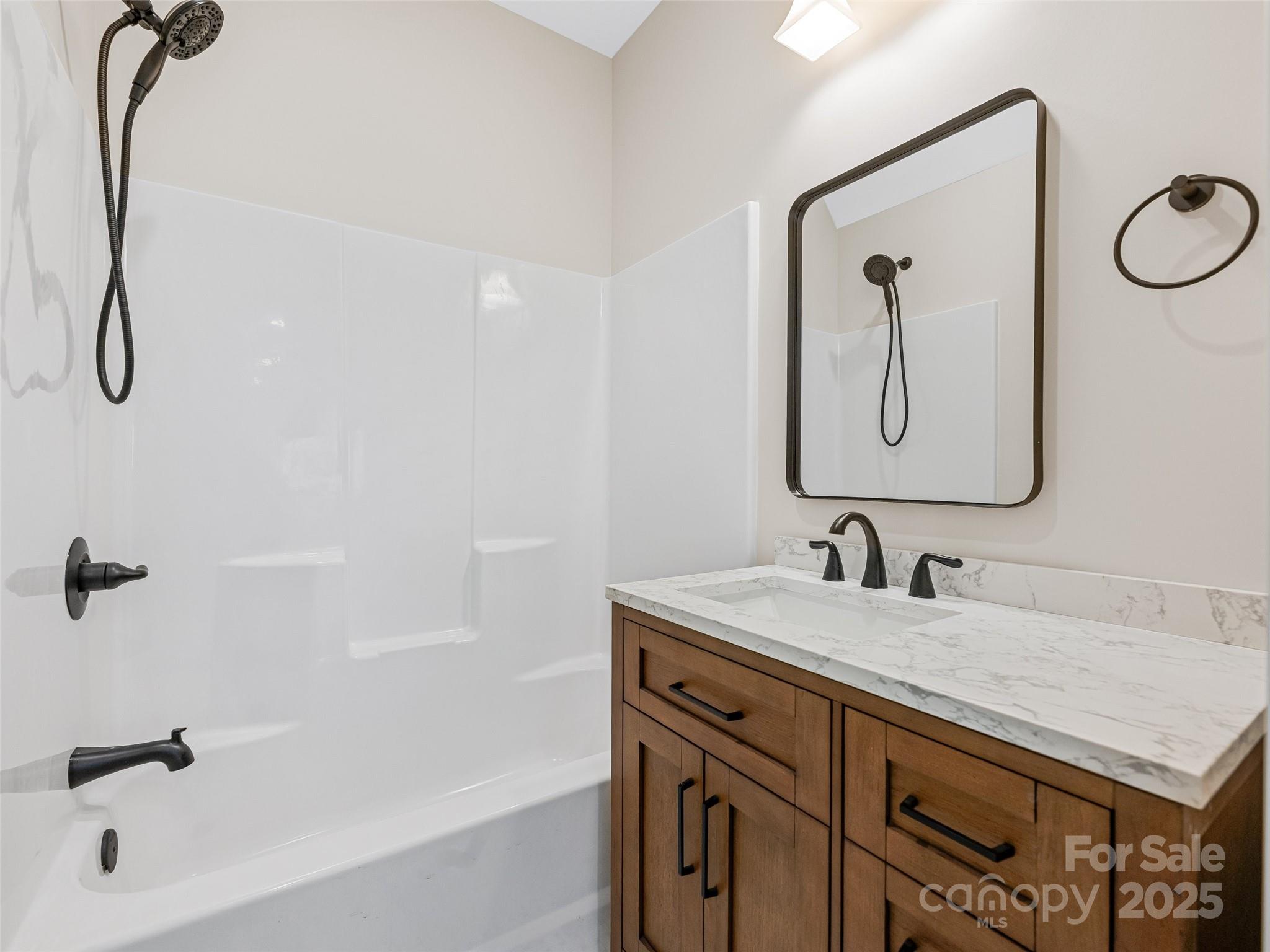 527 Falkirk Way Property Photo 30