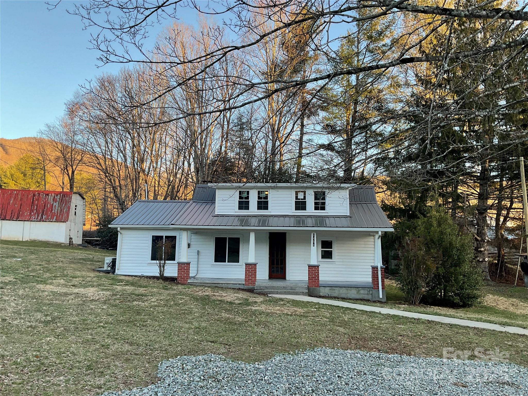 Zionville Real Estate Listings Main Image