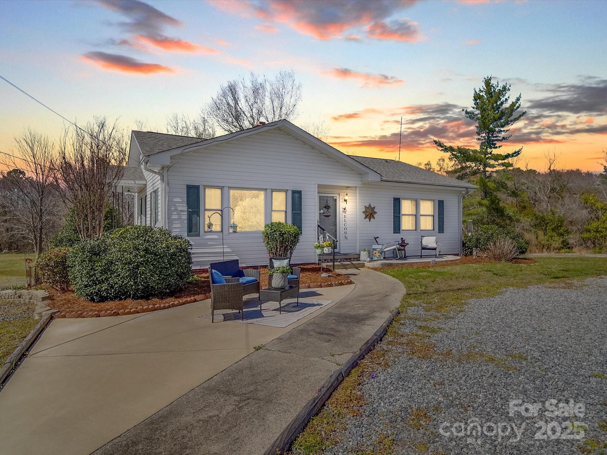 4450 Flowes Store Road Property Photo