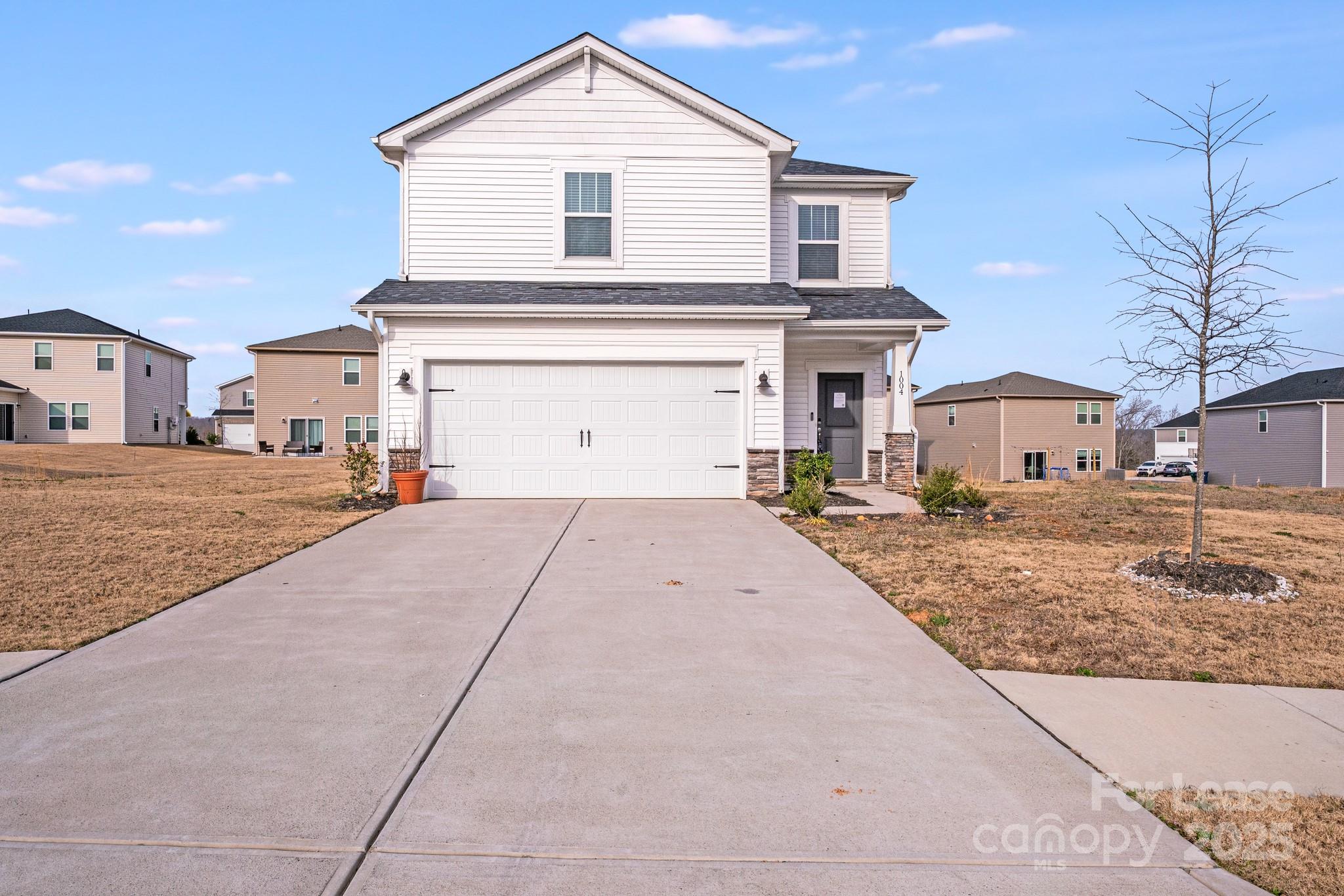 1004 Jeffery Dean Court Property Photo