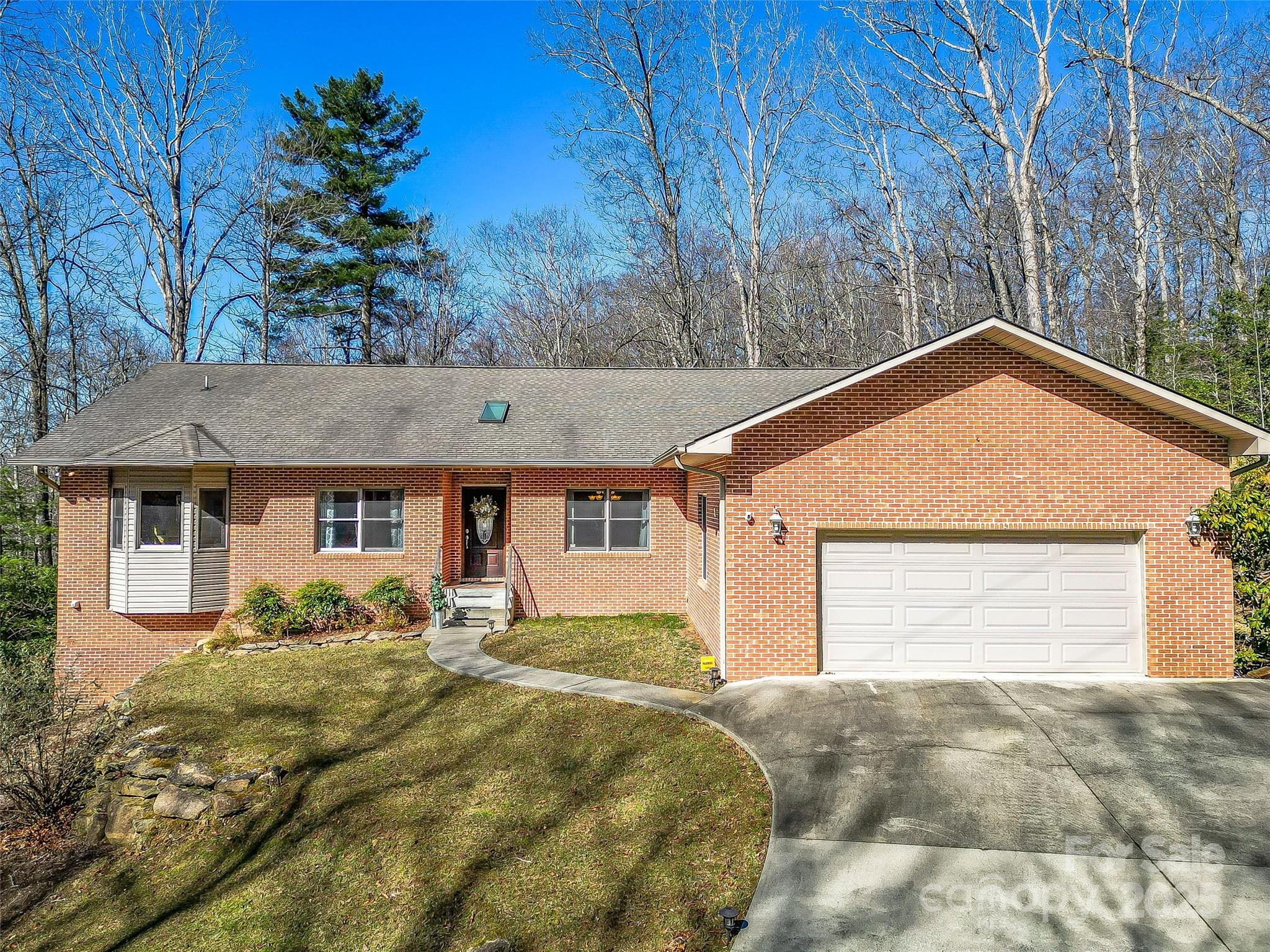 872 Aberdeen Lane Property Photo