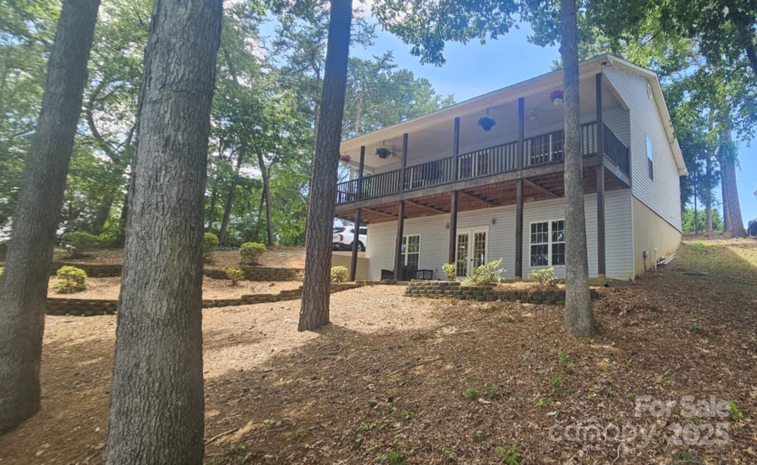 604 Fairway Shores Road Property Photo 2