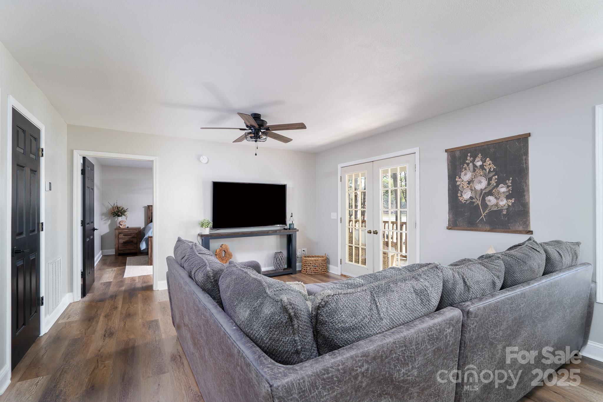 604 Fairway Shores Road Property Photo 11