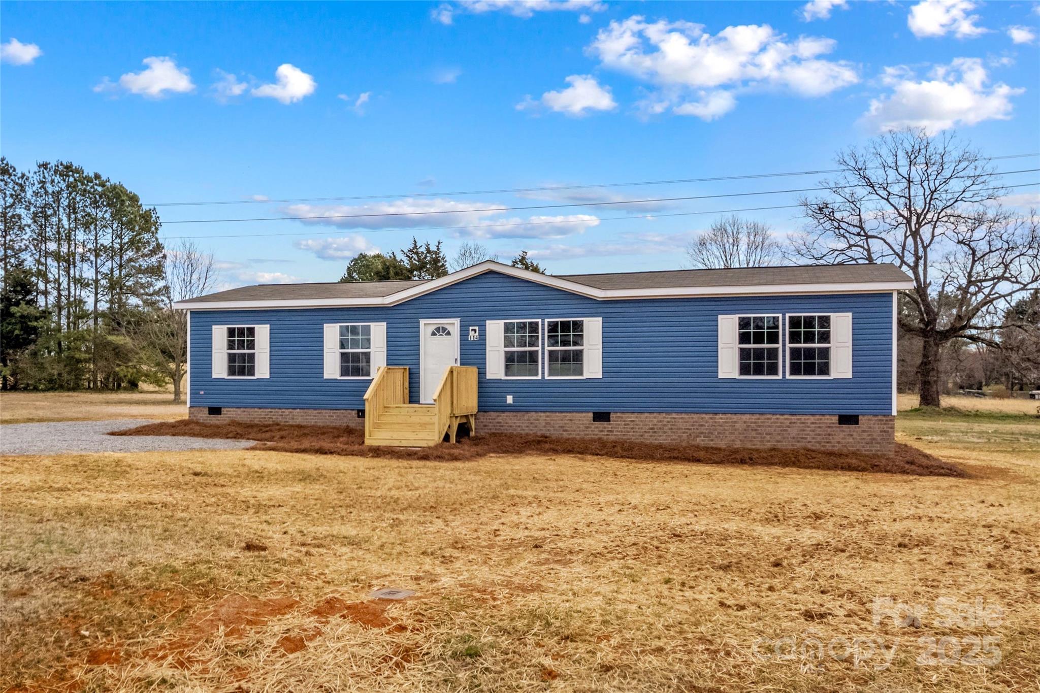 114 Hallmark Estates Drive Property Photo