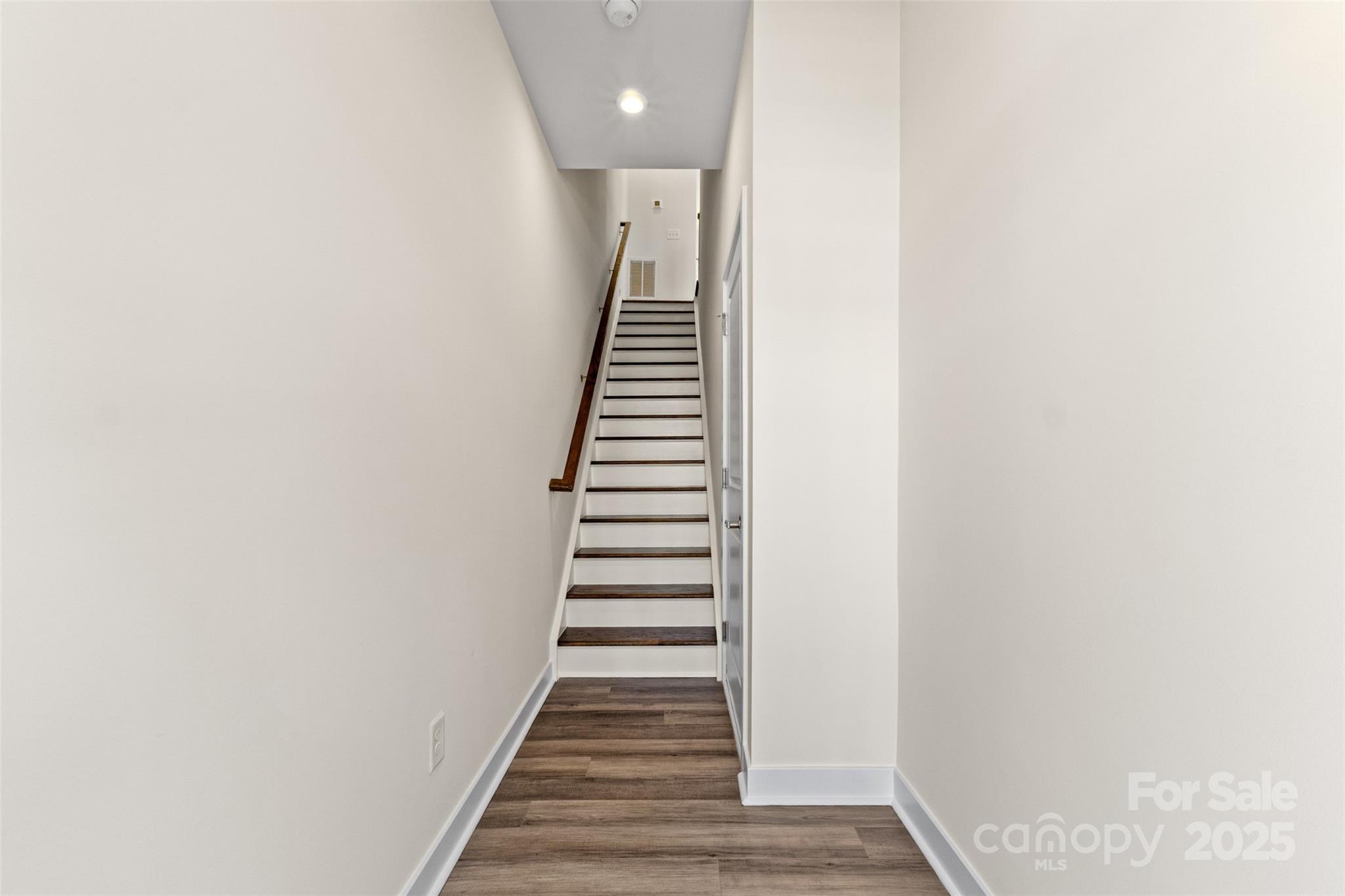 3645 S Tryon Street Property Photo 4